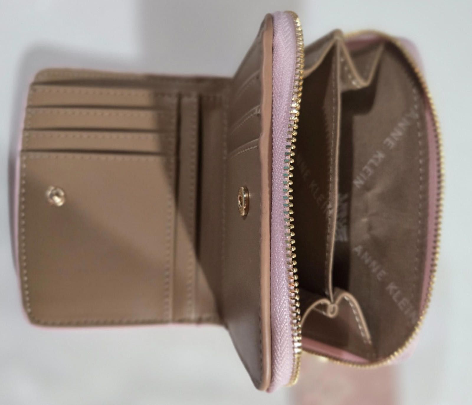 Designer Anne Klein Wallet Pink A Boo Embossed Curved Wallet Zip NWT Size ONE SIZE - 5 Thumbnail