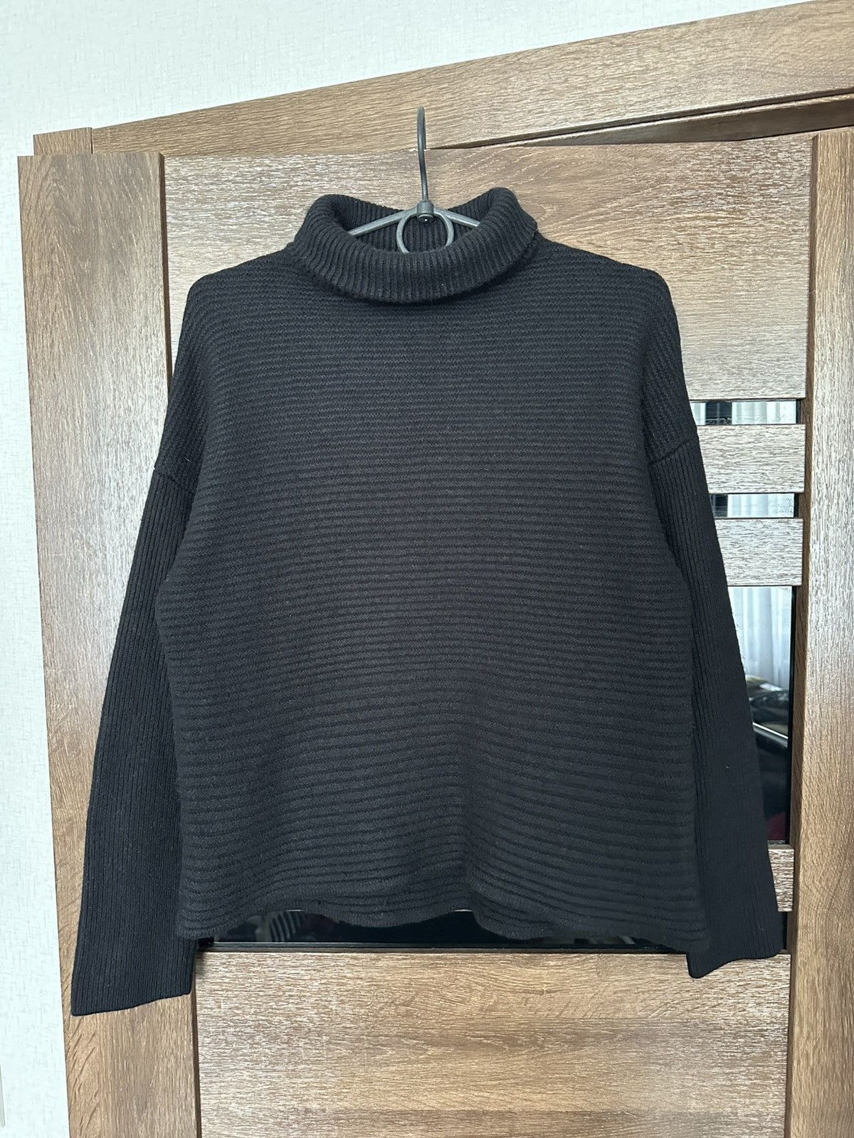 Helmut Lang Helmut Lang Knit Wool Sweater Turtleneck Size US M / EU 48-50 / 2 - 4 Thumbnail
