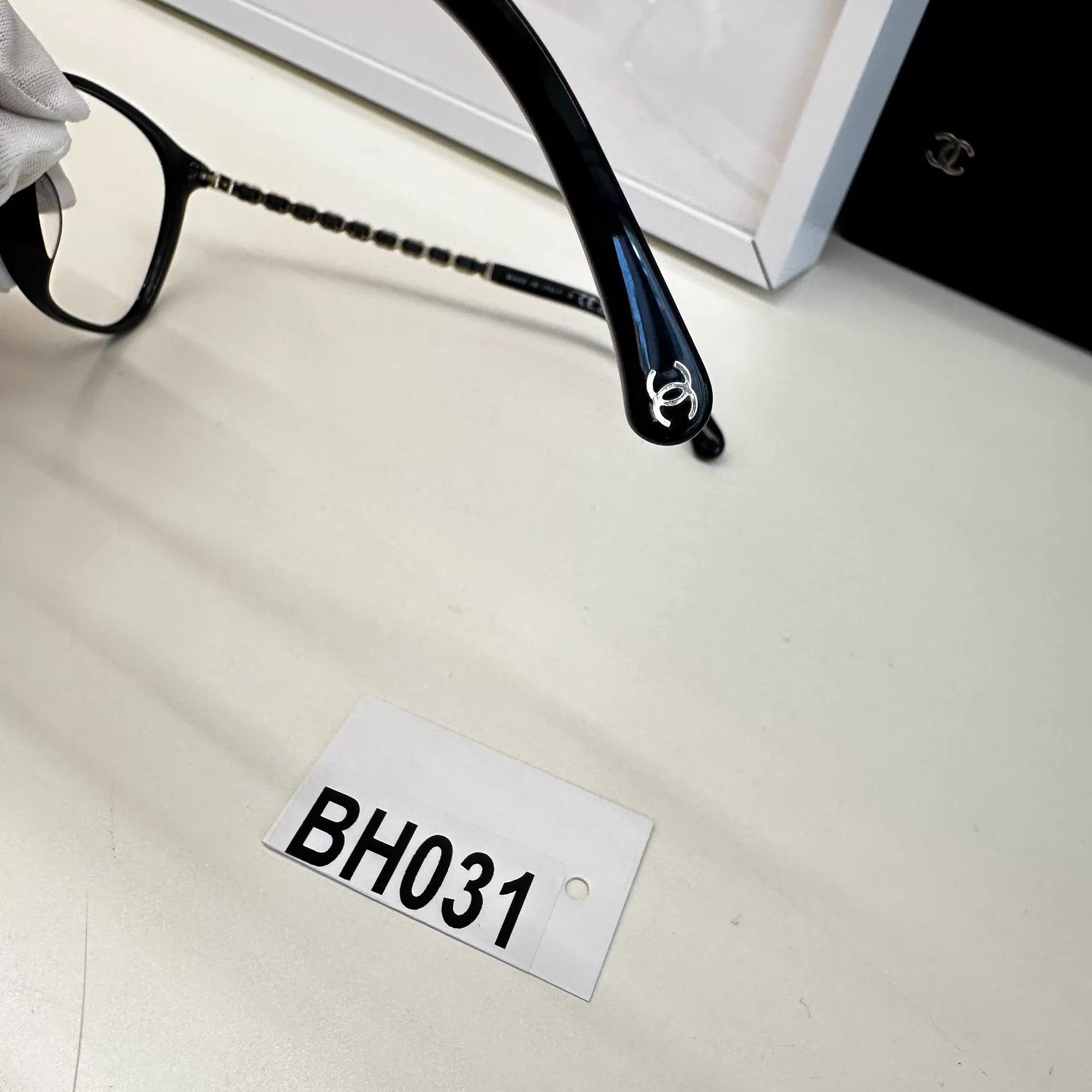 Chanel Chanel Chain Eyeglasses Frame BH031 Size ONE SIZE - 5 Thumbnail