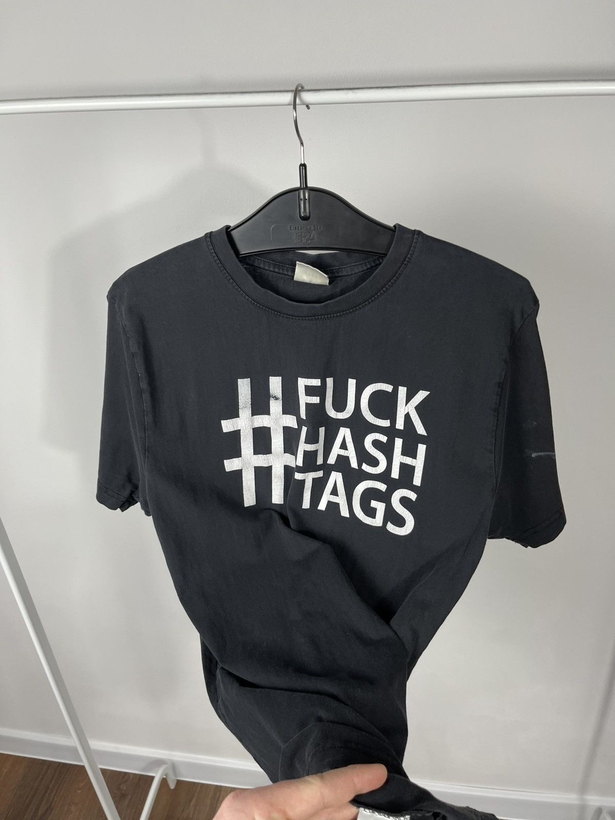 Other Vintage Black Graphic T Shirt Fuck Hashtags Streetwear Size US L / EU 52-54 / 3 - 9 Thumbnail