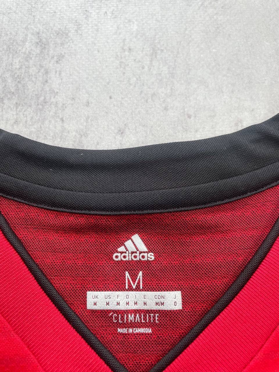 Japanese Brand × Nike Nike Manchester United 2018-2019 Jersey Tee T-Shirt Y2K Size US M / EU 48-50 / 2 - 4 Thumbnail