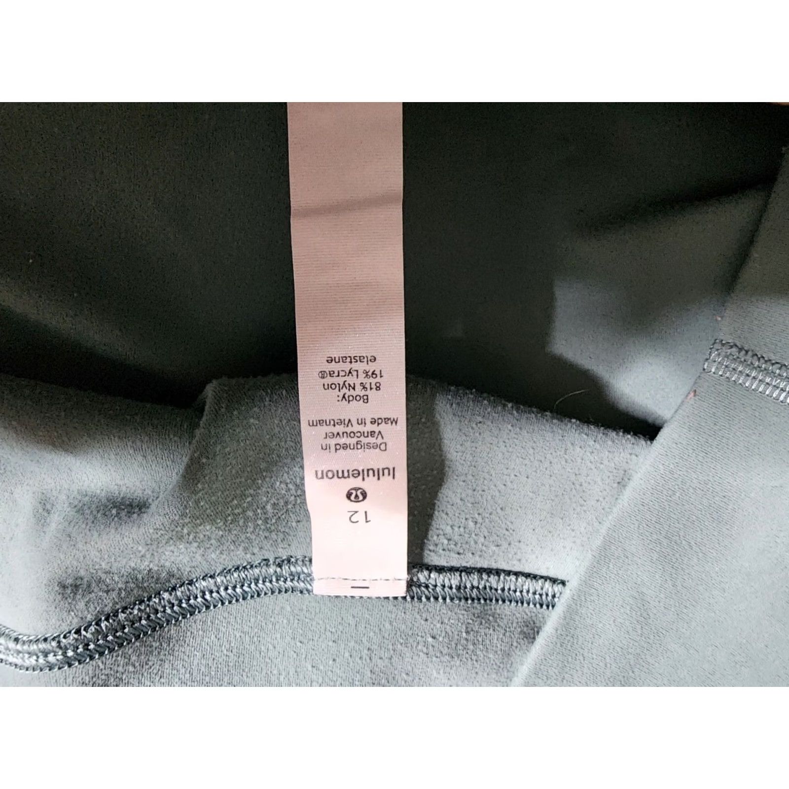 Lululemon Lululemon Leggings Small? (Cannot determine) Size 34" / US 12 / IT 48 - 7 Thumbnail
