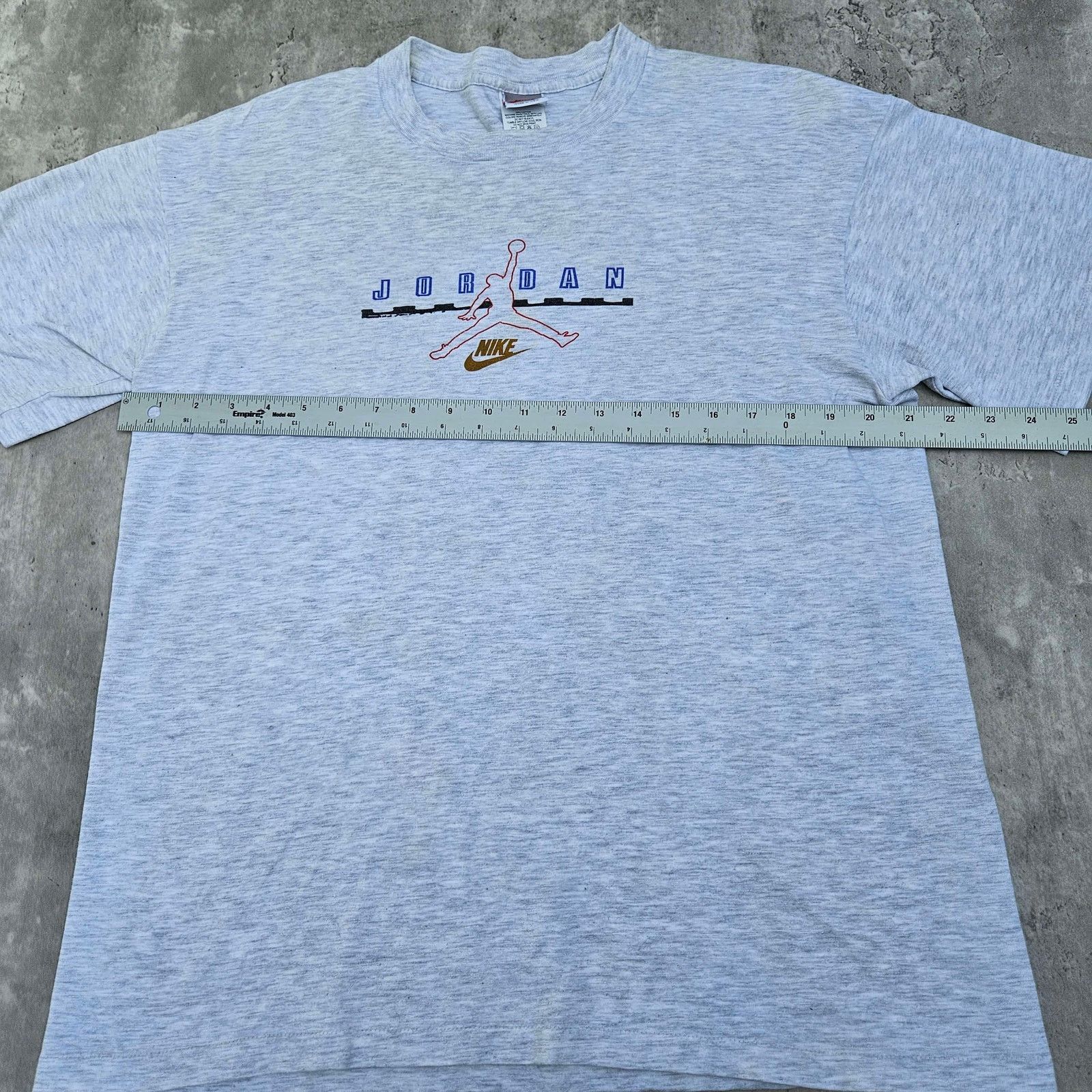 Nike Vintage Nike Michael Jordan Tee Grey Basketball X-Large 90s Size US XL / EU 56 / 4 - 7 Thumbnail