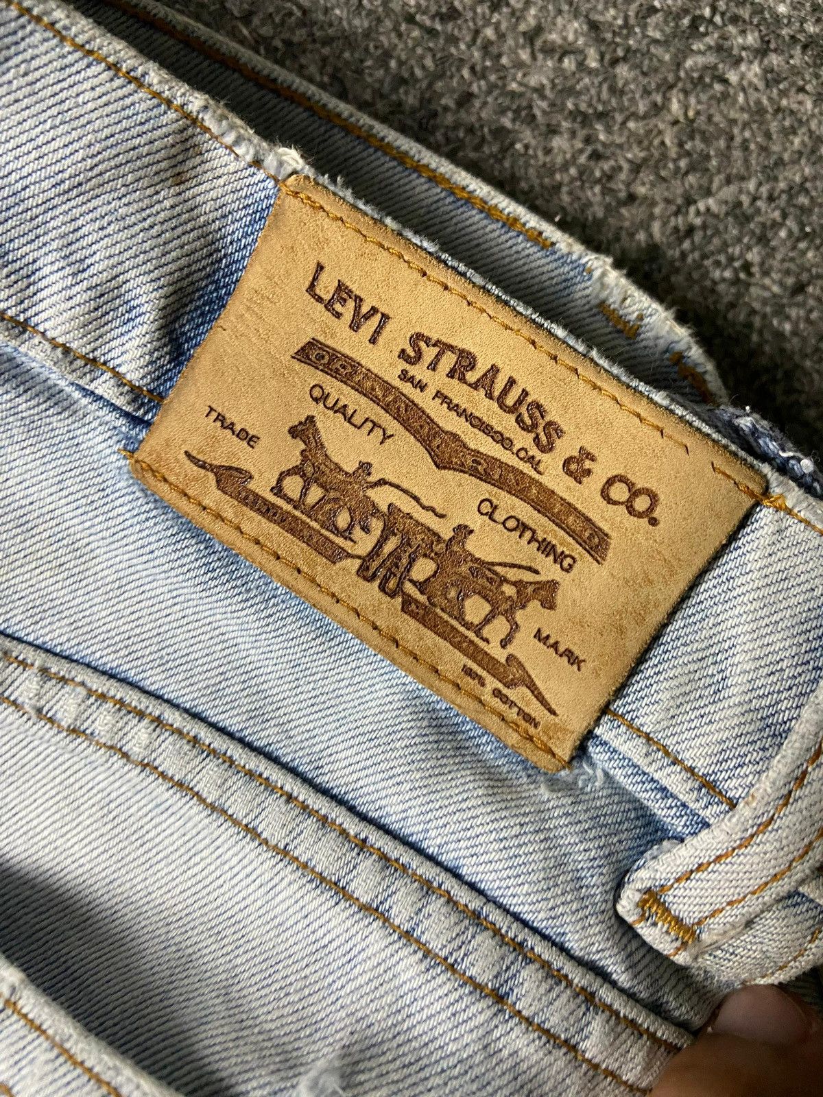 Levi's Levis Strauss Co. Regular Fit Denim Jeans (141) Size US 29 - 6 Thumbnail
