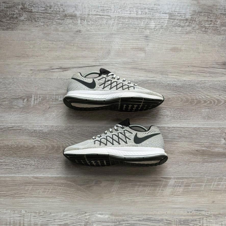 Nike NIKE • Air Zoom Pegasus 32 "Pure" (10M) Size US 10 / EU 43 - 1 Thumbnail