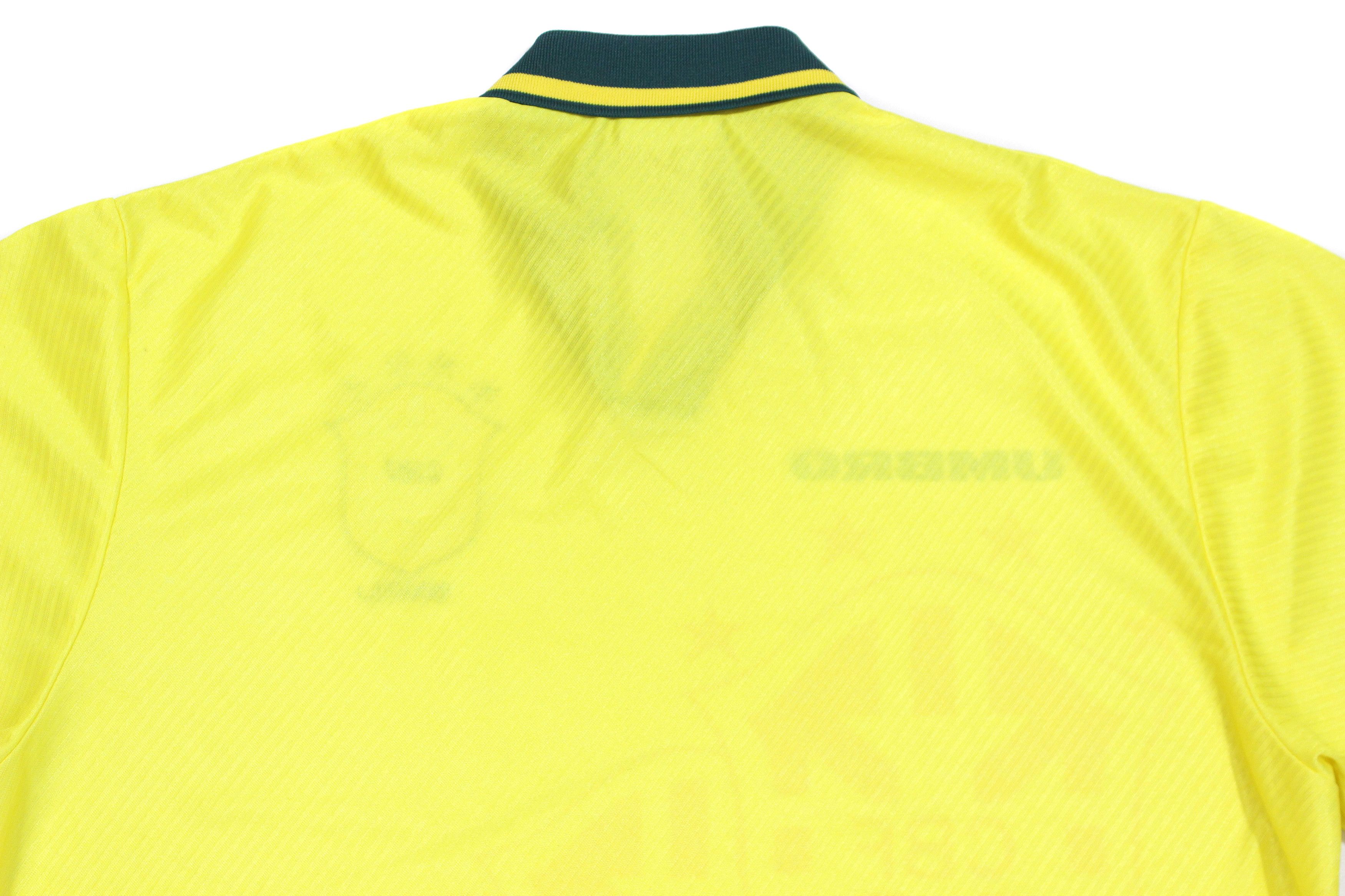 Umbro 90S CBF Brasil Football Jersey Size US XL / EU 56 / 4 - 5 Thumbnail