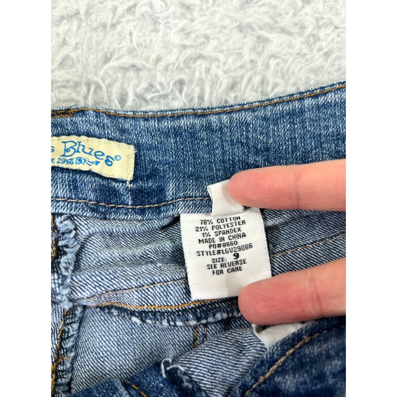 Vintage Paris Blues Jeans Womens 32x30 Blue Denim Flared 15 Regular 5-Pocket Comfort Stretch Cotton Blend Denim Jeans (Medium Wash) Womens Size 36" / US 14 / IT 50 - 7 Thumbnail