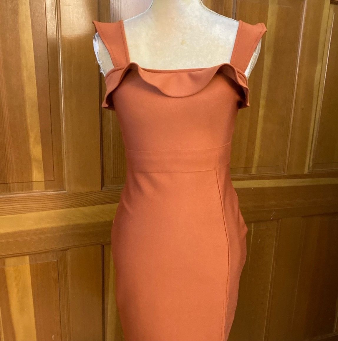 Designer × Other Nwt, Lavishly Paris Women’s Ruffle Trim Bandage Dress. Size M / US 6-8 / IT 42-44 - 4 Thumbnail