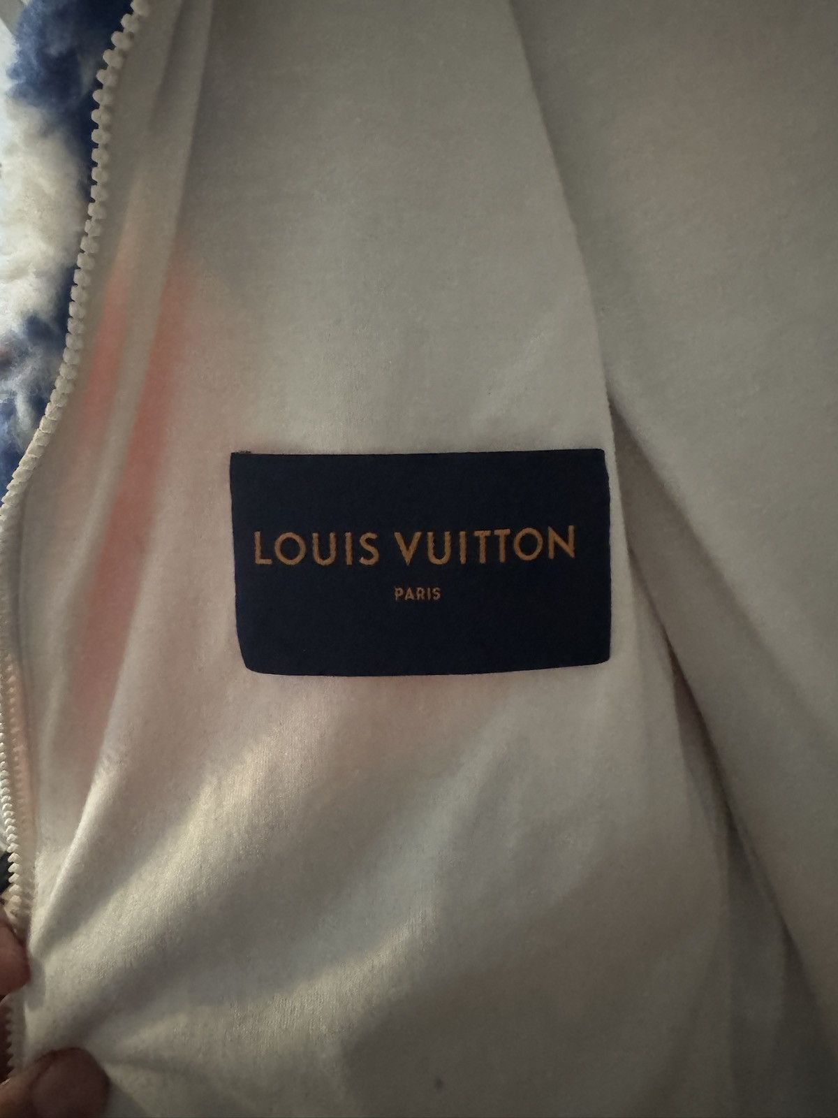 Louis Vuitton Louis Vuitton Jacquard Camo Fleece Blouson size L Size US L / EU 52-54 / 3 - 3 Thumbnail