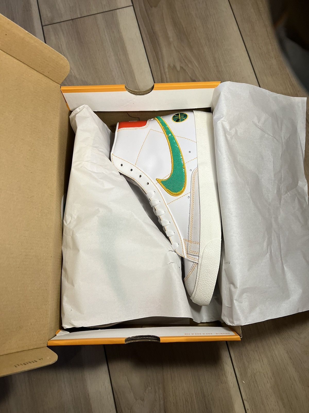 Nike Nike Blazer Mid '77 VNTG Raygun Size US 10.5 / EU 43-44 - 9 Thumbnail