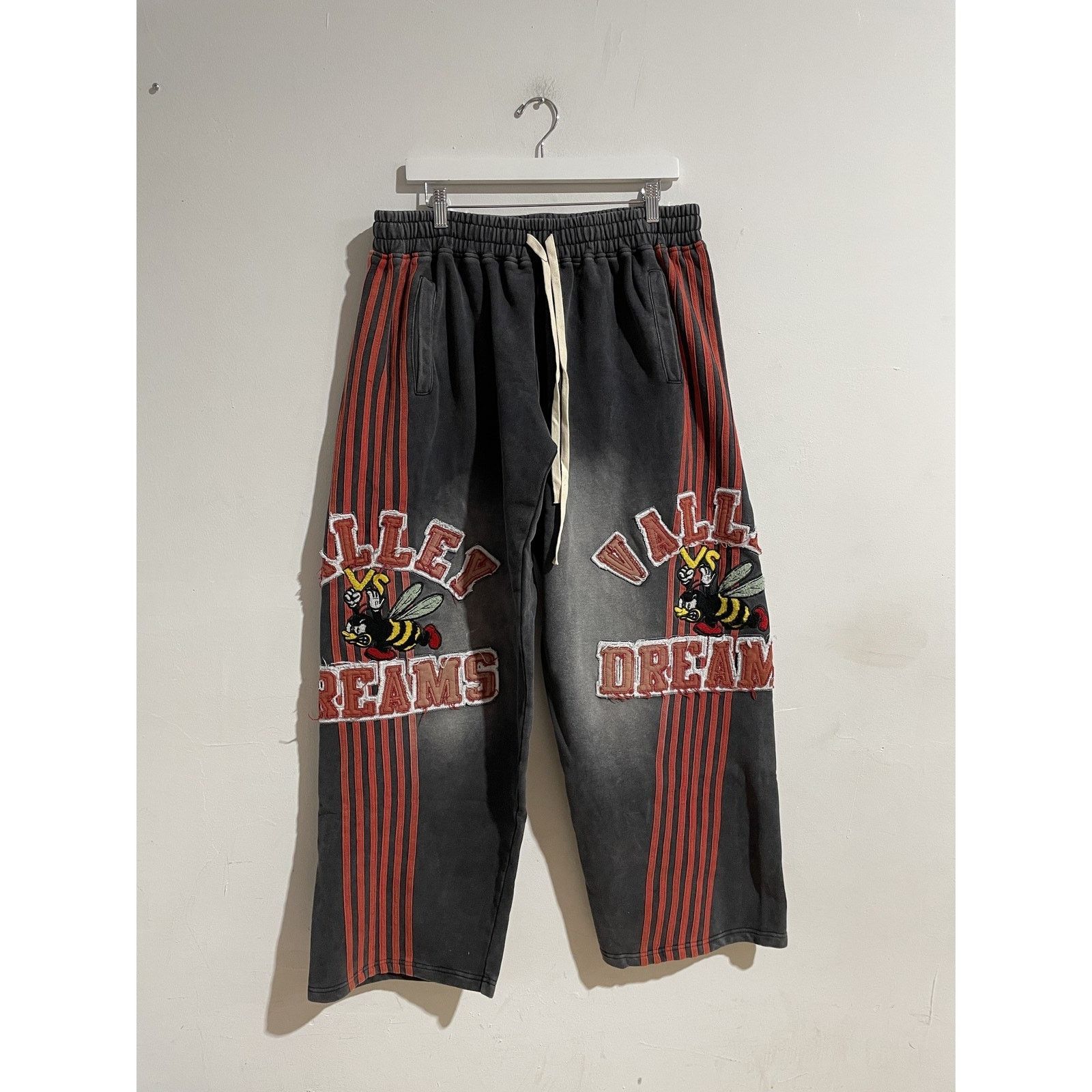 VALE FOREVER BLACK ATHEM TRACKS SIZE LARGE NEW