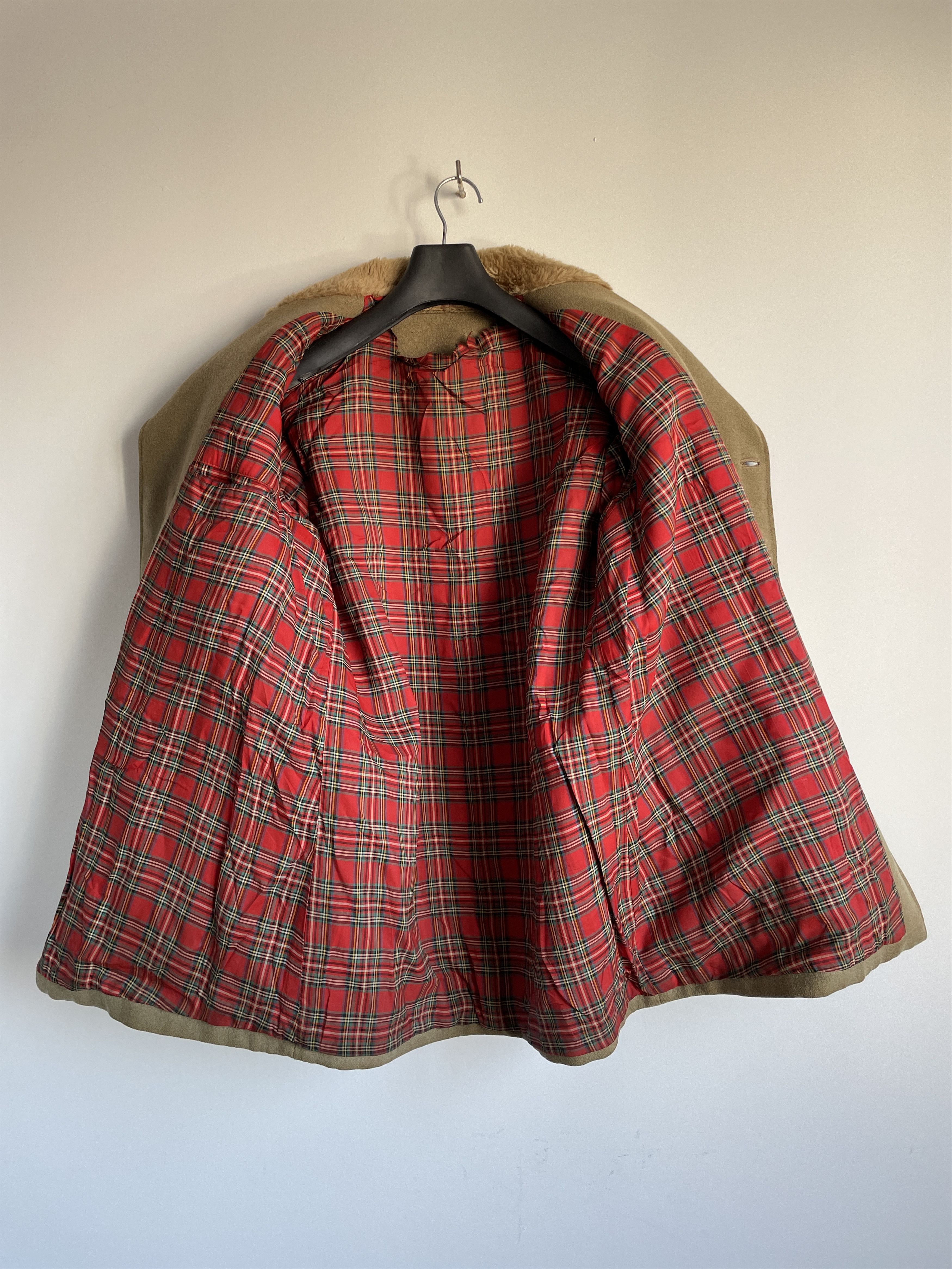Vintage Vintage 50's 60's British Fur Collar Country Heavy Wool Coat Size US L / EU 52-54 / 3 - 3 Thumbnail