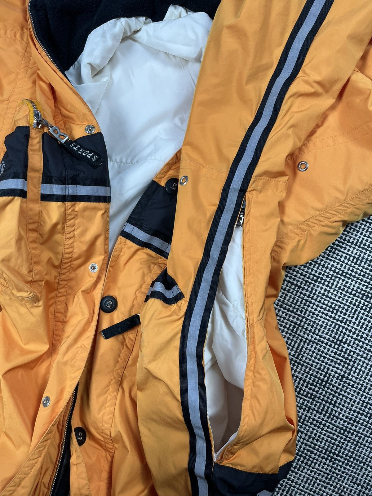 Bogner rare Bogner arctic circle bright orange 3m stripes bomber Size US M / EU 48-50 / 2 - 6 Thumbnail