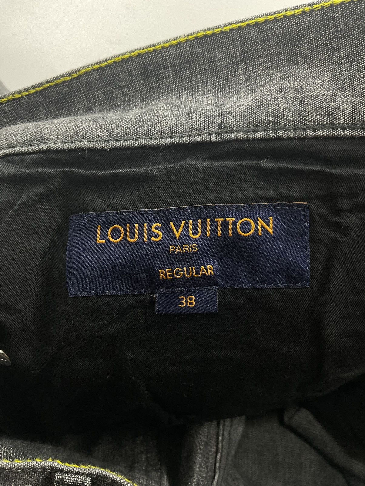 Louis Vuitton Louis Vuitton Leather Patch Regular Jeans Size US 38 / EU 54 - 10 Thumbnail