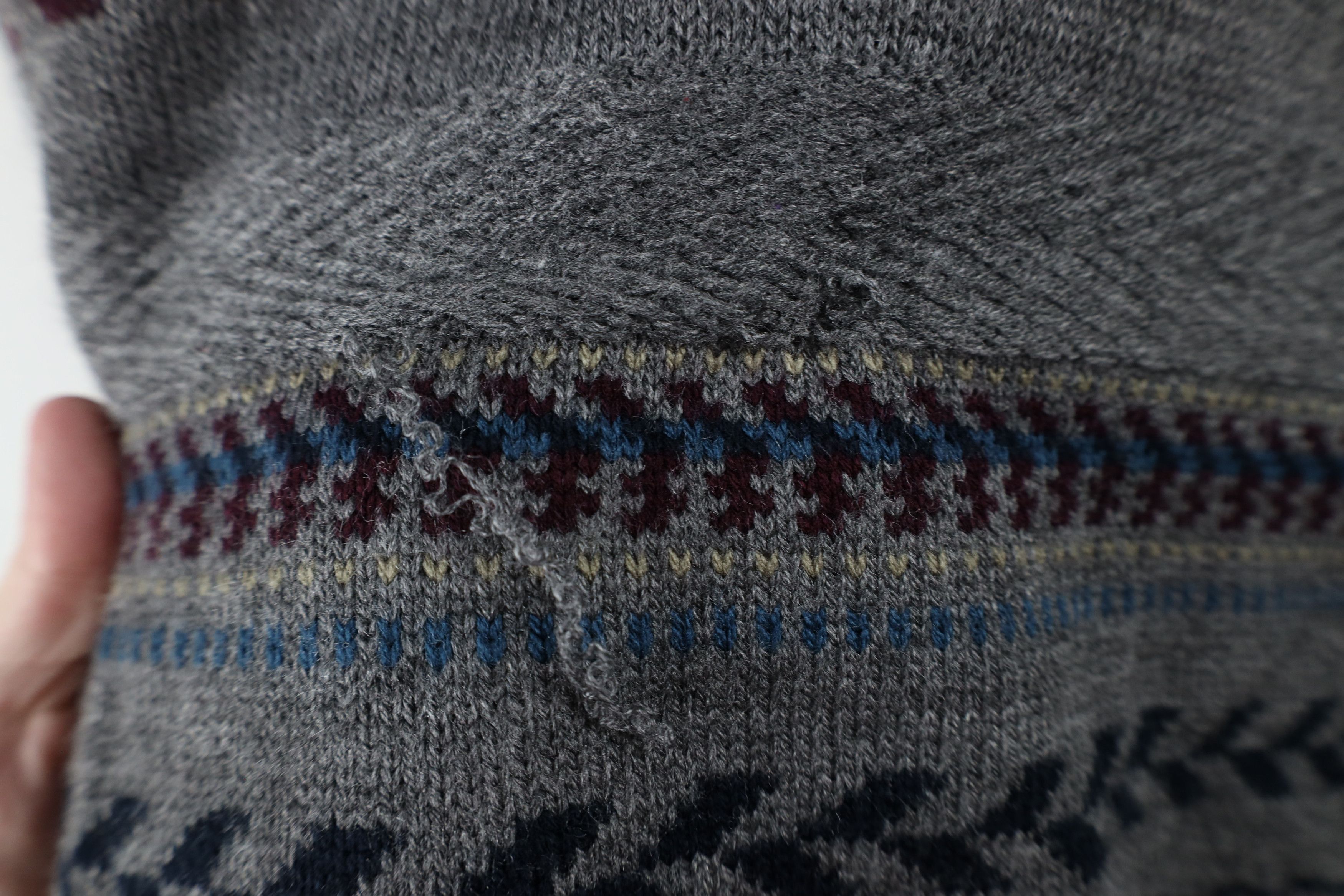 Vintage Vintage 90s Streetwear Fair Isle Knit Crewneck Sweater Size US L / EU 52-54 / 3 - 7 Thumbnail