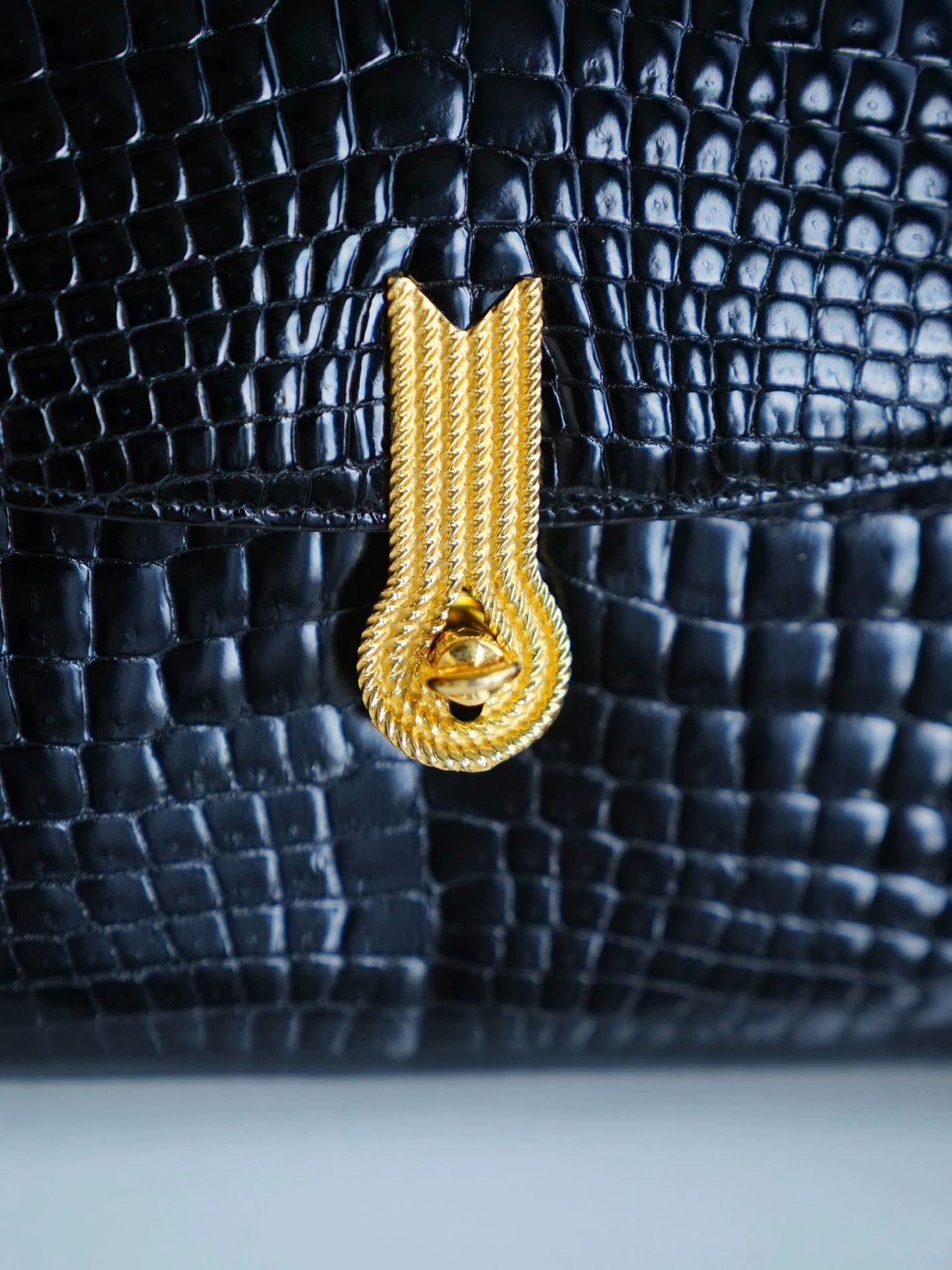 Other Morabito Vintage Gold & Black Croc 2way Handbag Size ONE SIZE - 2 Thumbnail
