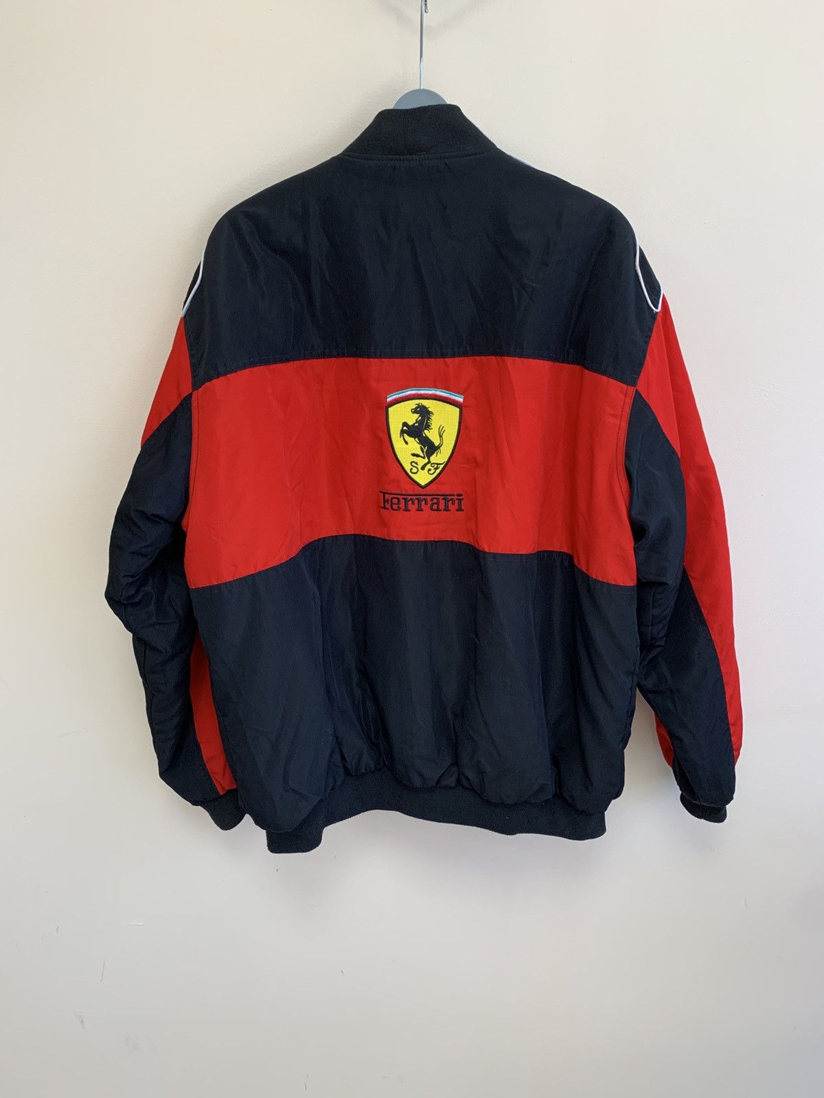 Ferrari Vintage 90s Ferrari Formula 1 Racing Bomber Jacket, size XL Size US XL / EU 56 / 4 - 7 Thumbnail