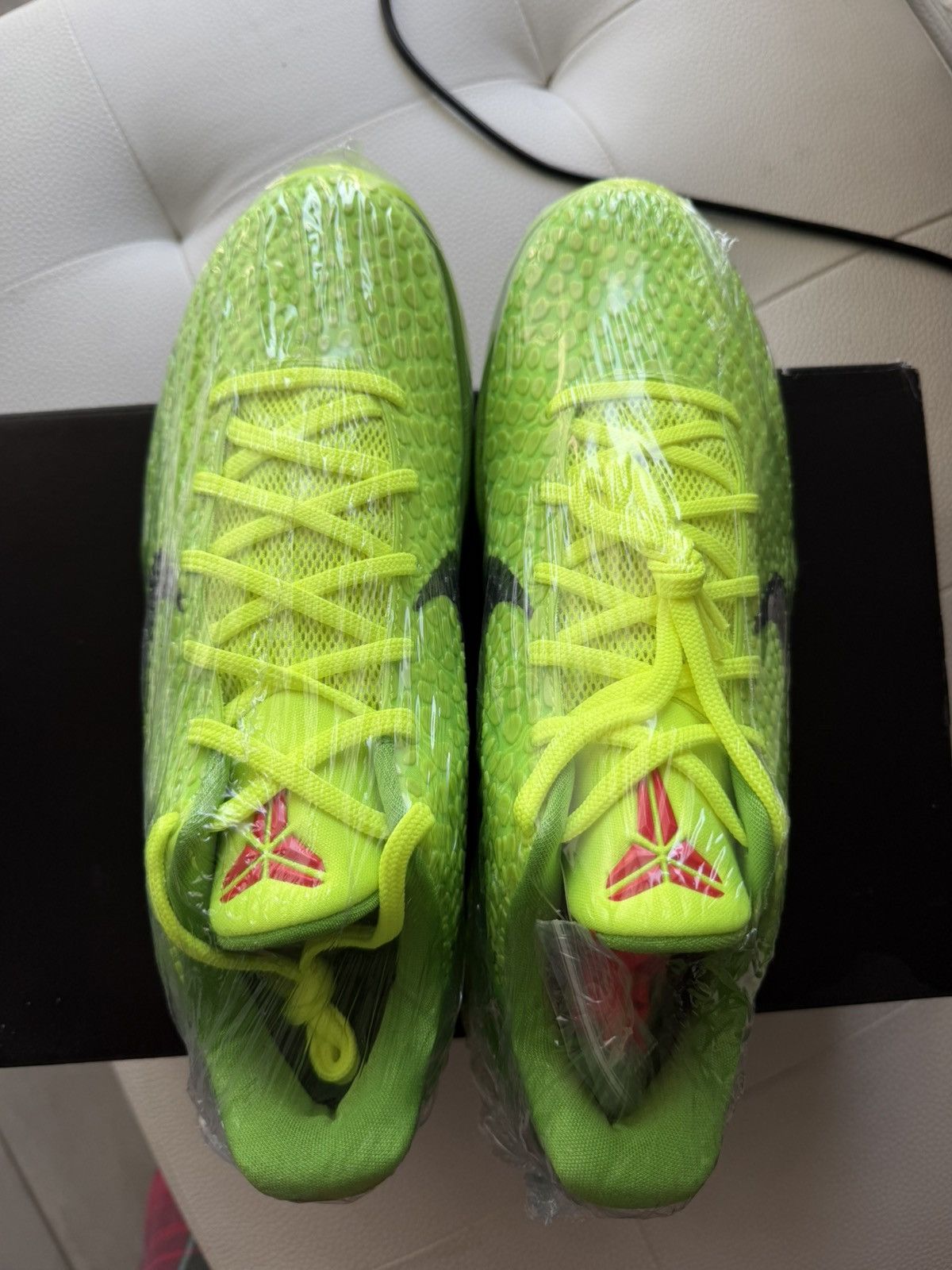 Nike Nike Kobe 6 Grinch 2020 Size US 10.5 / EU 43-44 - 2 Thumbnail