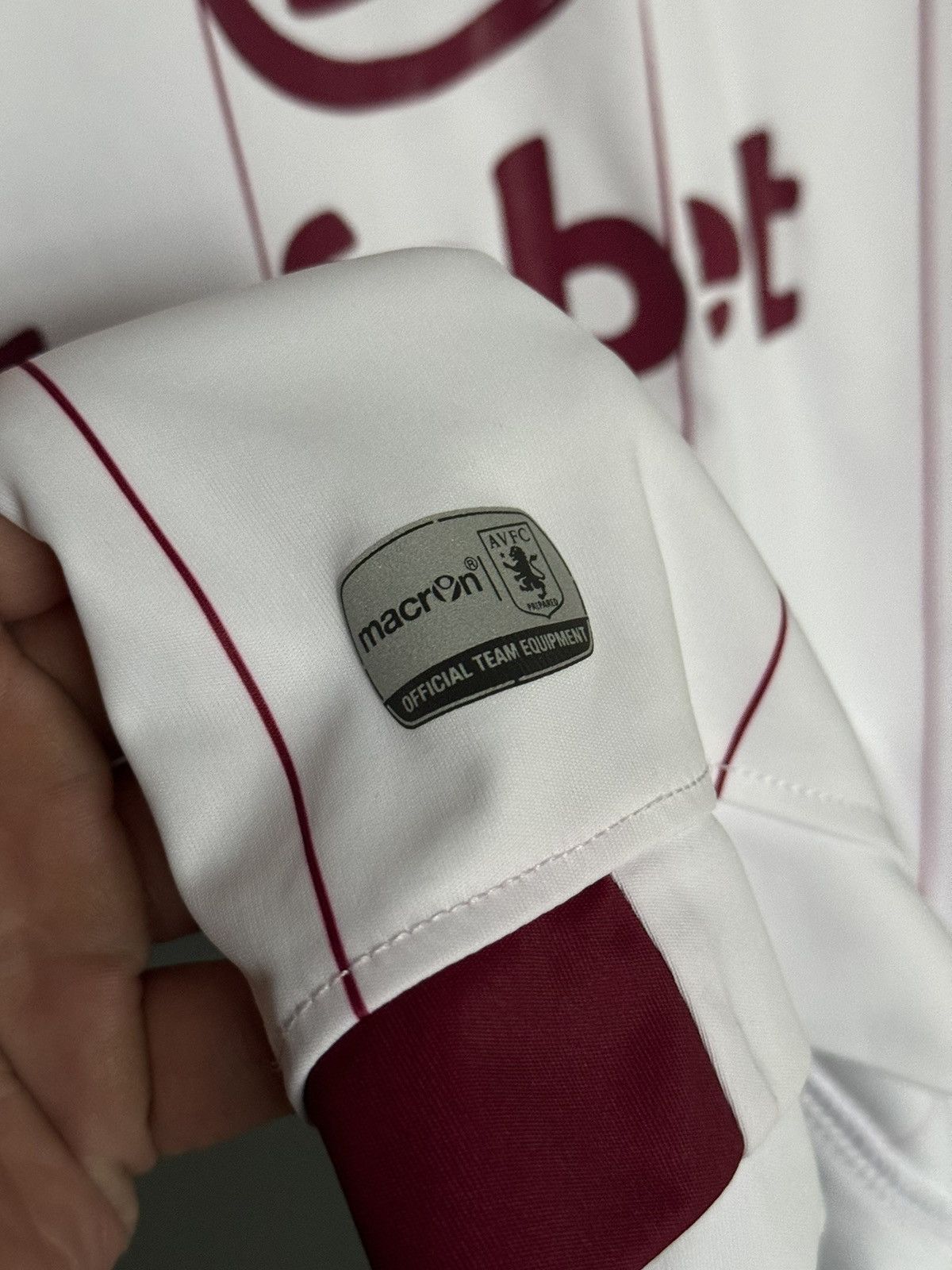 Macron Aston Villa 14/15 Away Football Jersey Size S / US 4 / IT 40 - 6 Thumbnail