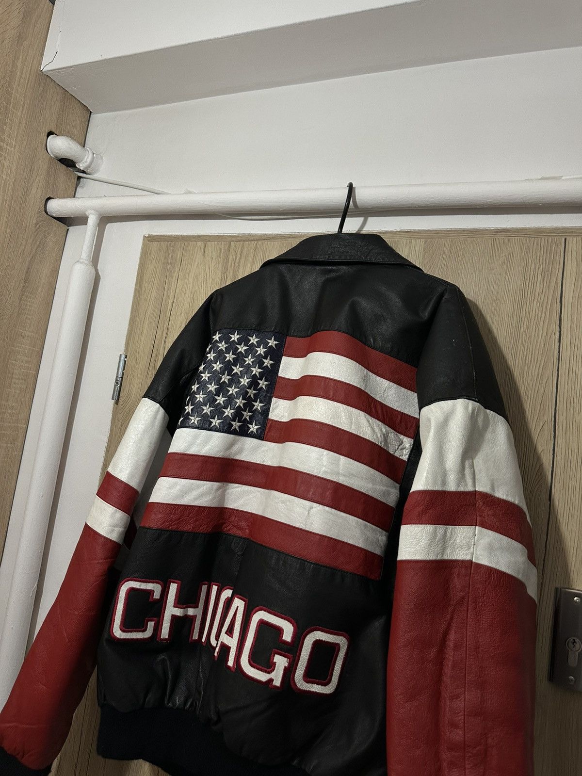 Genuine Leather Boxy leather jacket made in the USA, Chicago. Classic Size US L / EU 52-54 / 3 - 2 Thumbnail