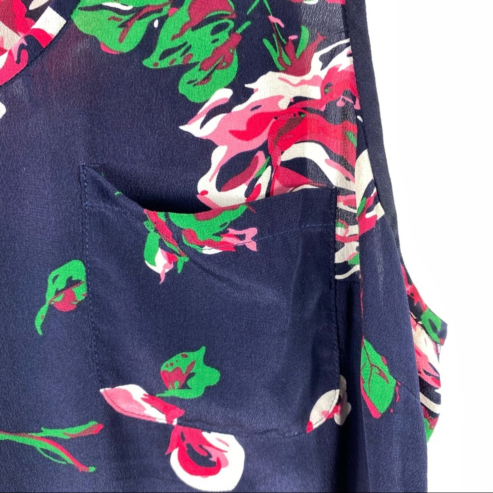 Joie JOIE Rain B Rose Print Tank in Blue - Size Medium Size M / US 6-8 / IT 42-44 - 6 Thumbnail