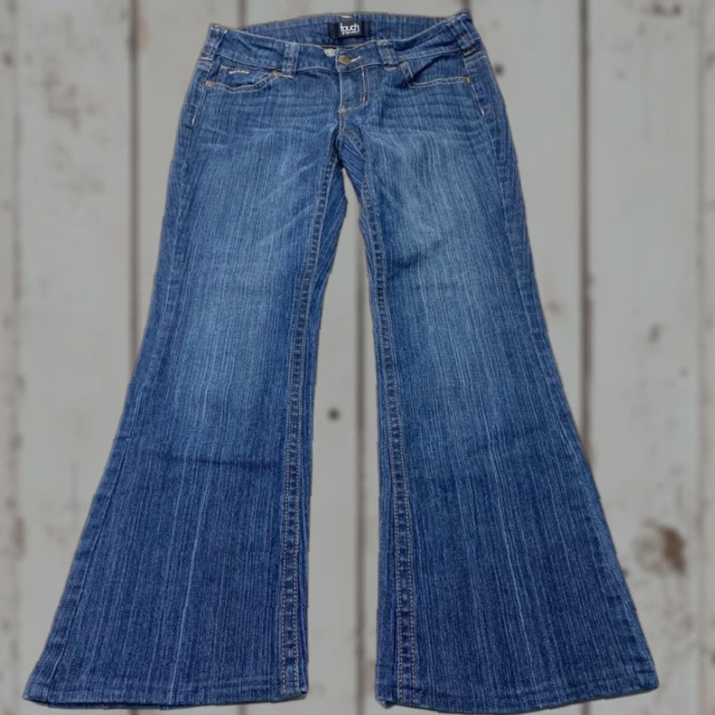 Vintage Touch Jeans by Alyssa Milano Womens 30x28.5 CHICAGO BEARS NFL Denim Boot Cut Jeans Size 26" / US 2 / IT 38 - 1 Thumbnail