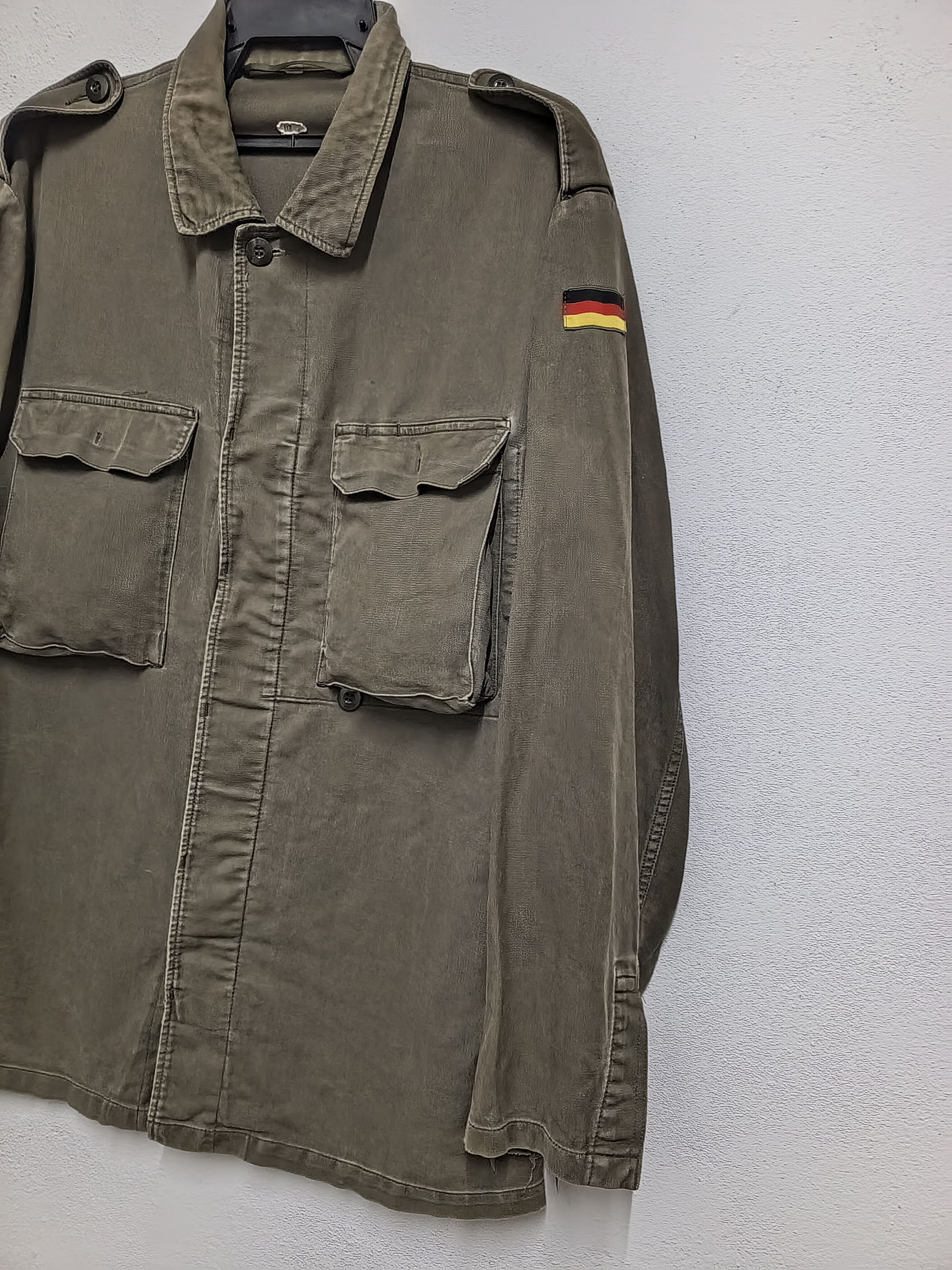 Vintage 1989 Germany military jacket Size US L / EU 52-54 / 3 - 4 Thumbnail
