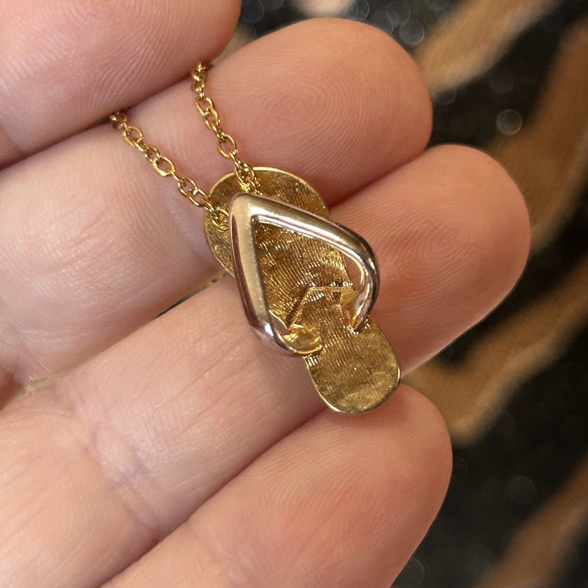 Jewelry Lia Sophia flip flop pendant on chain necklace Size ONE SIZE - 1 Thumbnail