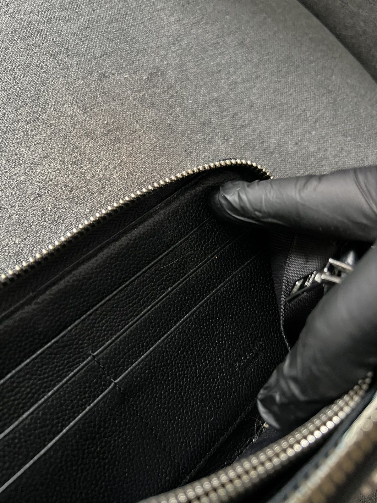 Prada Prada Black Crystal Embellished Leather Zip Around Wallet Size ONE SIZE - 12 Thumbnail
