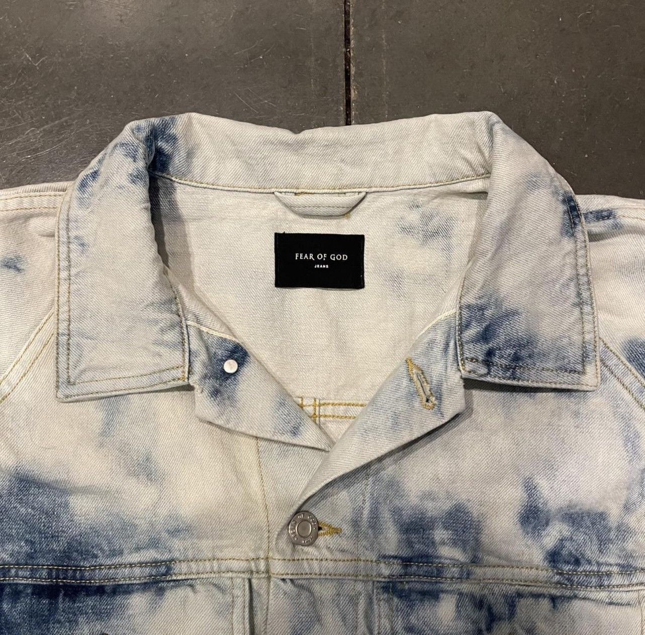 Fear of God Fear Of God “Inverted Holy Water” Selvedge Denim Jacket Size US L / EU 52-54 / 3 - 3 Thumbnail