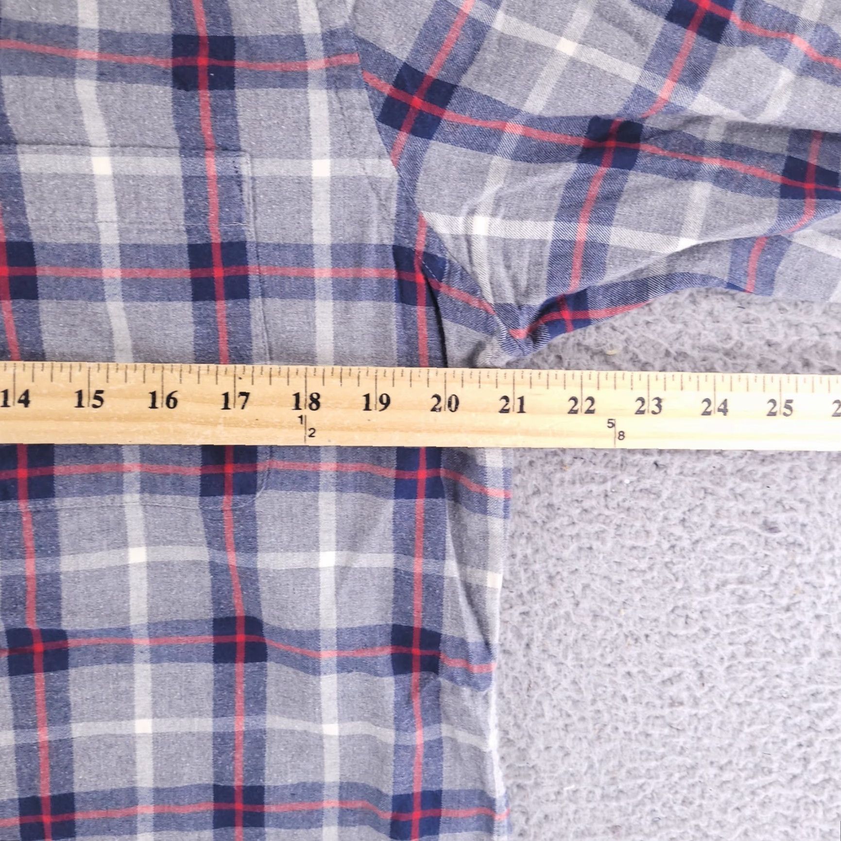 Banana Republic Banana Republic Shirt Mens Medium Gray Flannel Lightweight 100% Cotton Plaid Button-Up Size US M / EU 48-50 / 2 - 4 Thumbnail