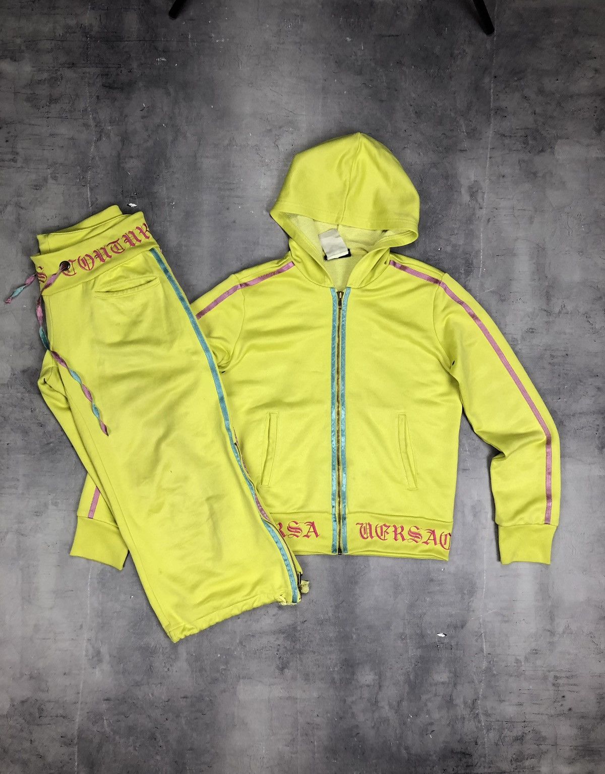 Versace × Vintage Versace Sport Women’s Tracksuit Set Logo S Green Vintage 90 Size S / US 4 / IT 40 - 1 Thumbnail