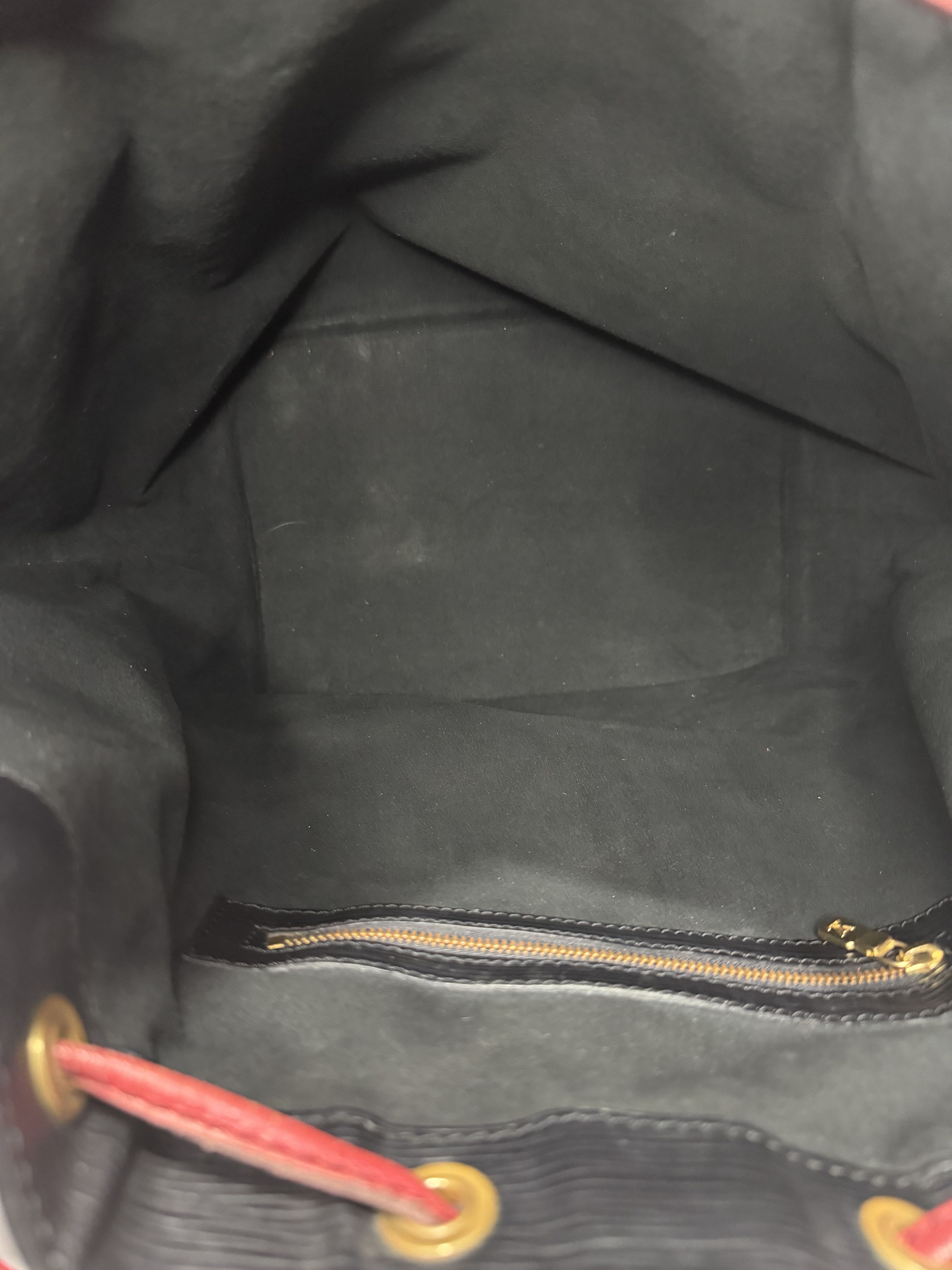 Louis Vuitton LOUIS VUITTON Black/Castilian Red Epi Leather Large Noe Bag Size ONE SIZE - 9 Thumbnail