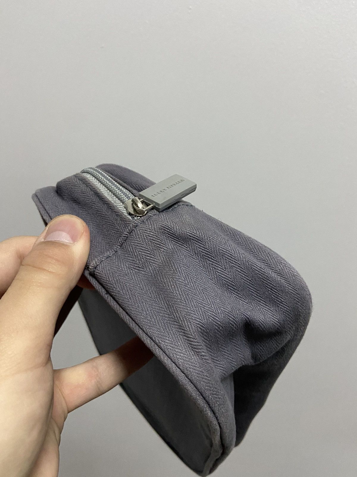 Issey Miyake × Vintage Issey miyake pouch small logo bag zip vintage Size ONE SIZE - 6 Thumbnail