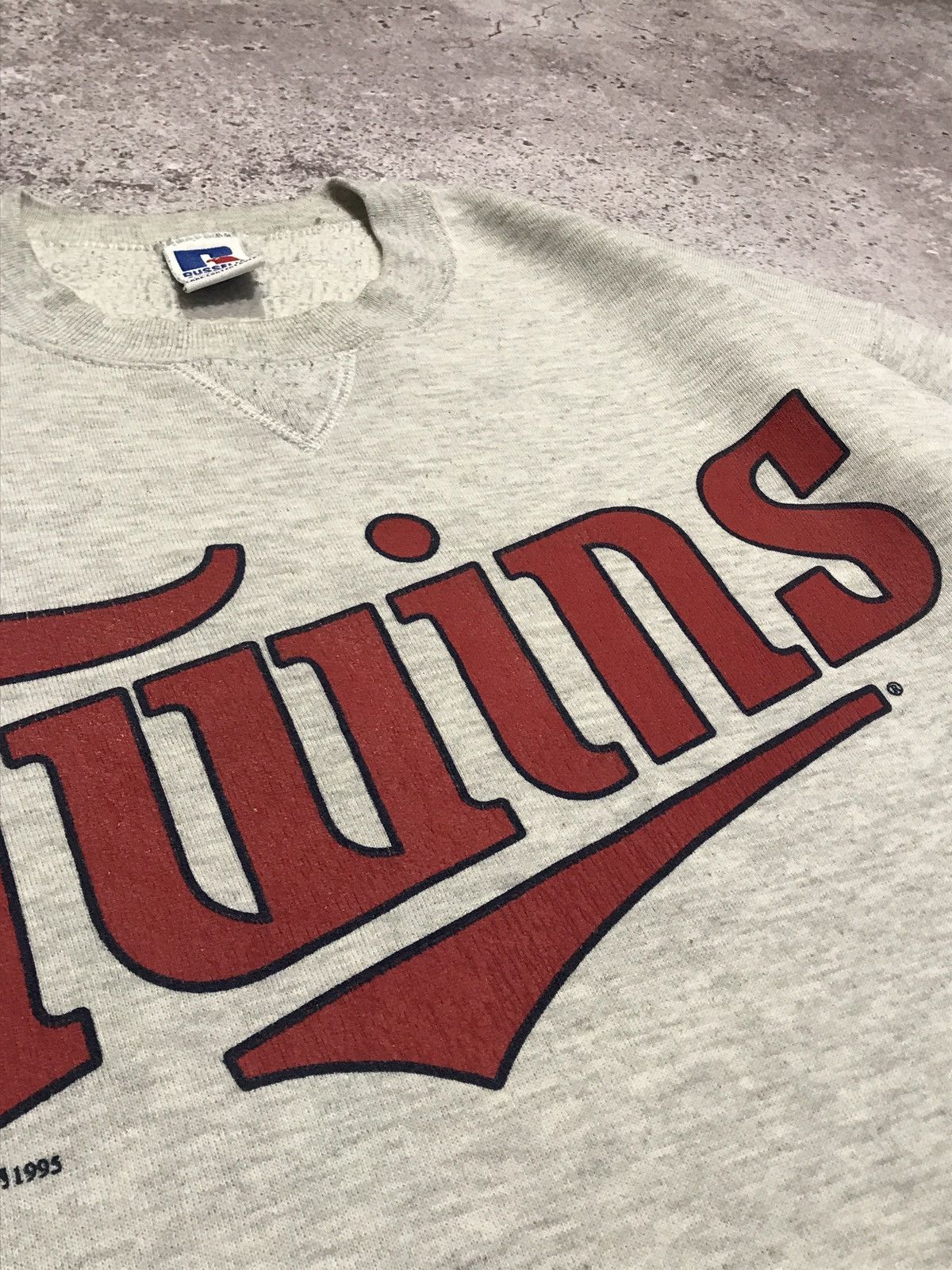 Russell Athletic Vintage 90s Sweatshirt Russel Athletic Twins Big Logo Gray L Size US L / EU 52-54 / 3 - 9 Thumbnail