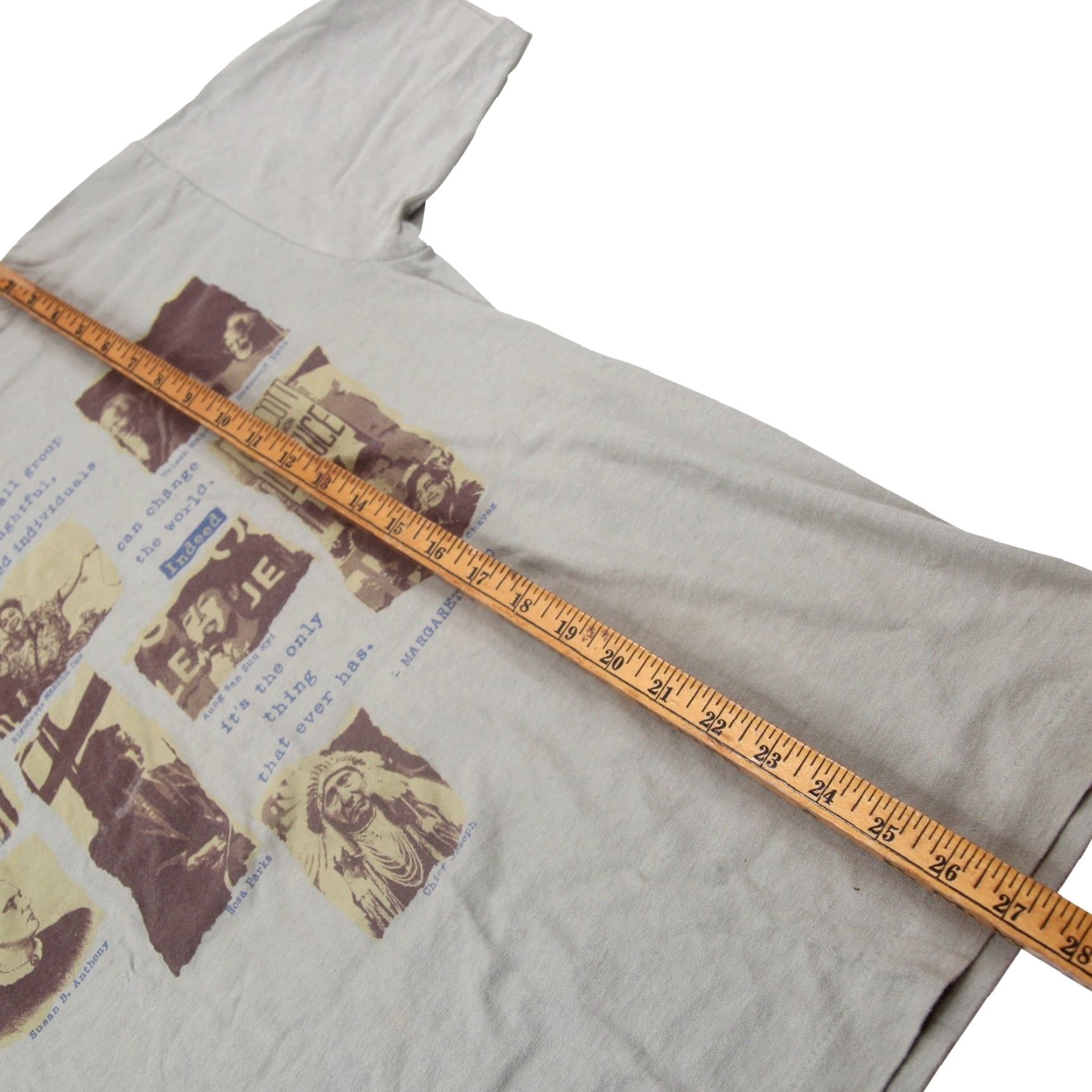 Vintage VINTAGE Figures Who Changed The World Mens Medium Graphic T Shirt Gray Size US M / EU 48-50 / 2 - 5 Thumbnail