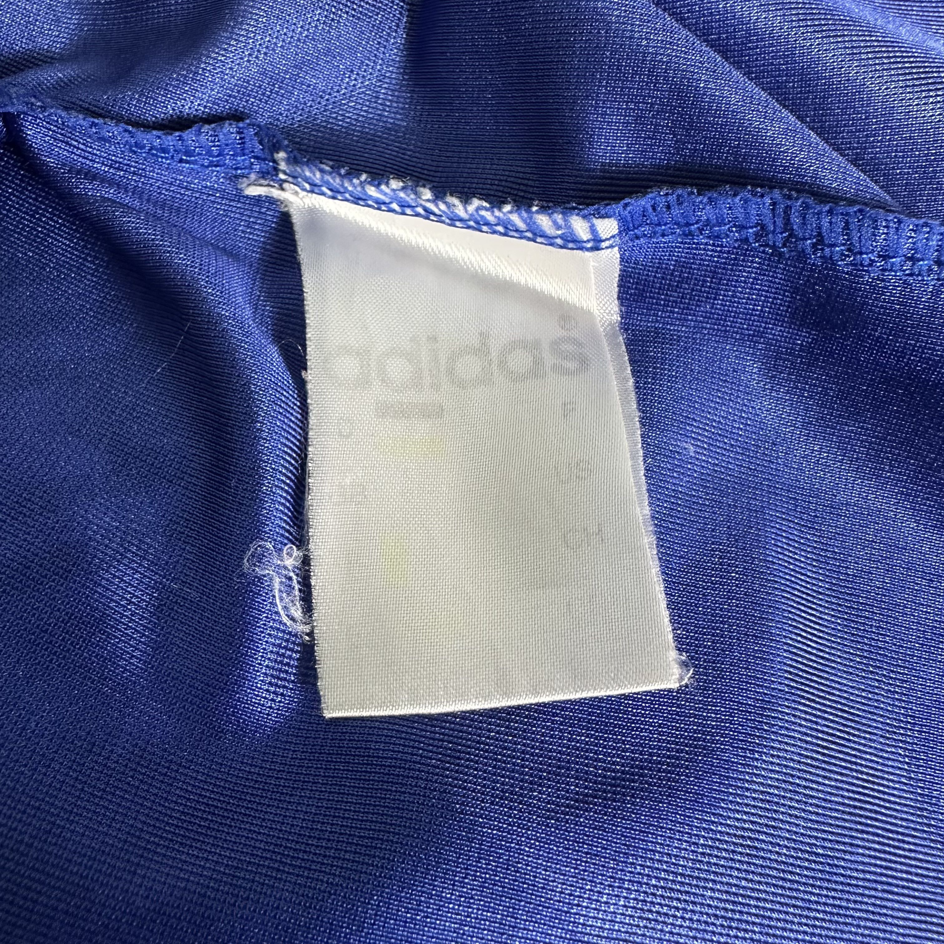 Adidas 🔥RARE🔥Vintage Adidas Football Jersey Plaid Patern T-shirt Size US L / EU 52-54 / 3 - 5 Thumbnail