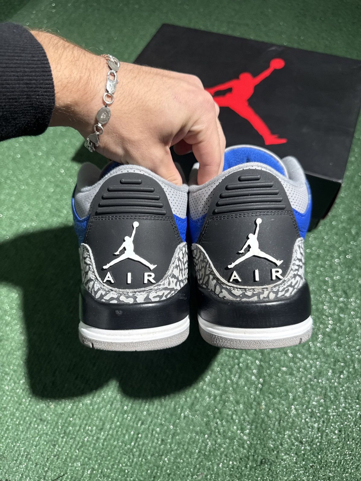 Jordan Brand Jordan 3 varsity royal cement Size US 10 / EU 43 - 2 Thumbnail
