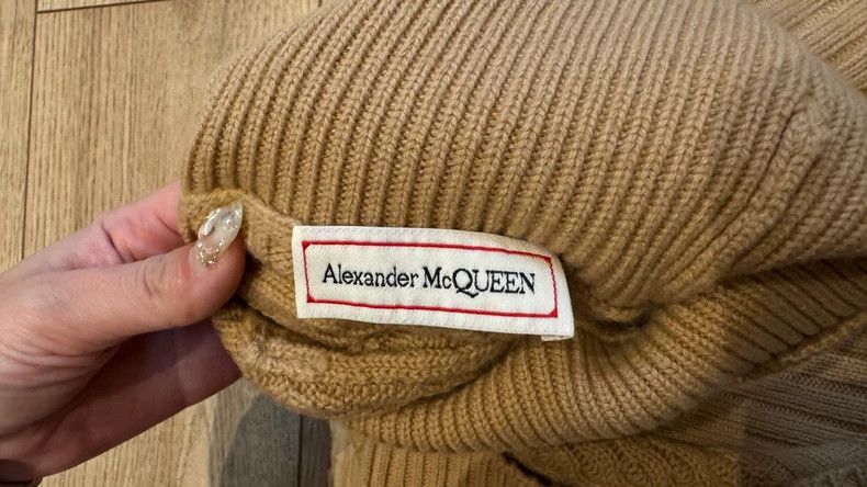 Alexander McQueen Alexander McQUEEN High - necked wool sweater Size XS / US 0-2 / IT 36-38 - 4 Thumbnail