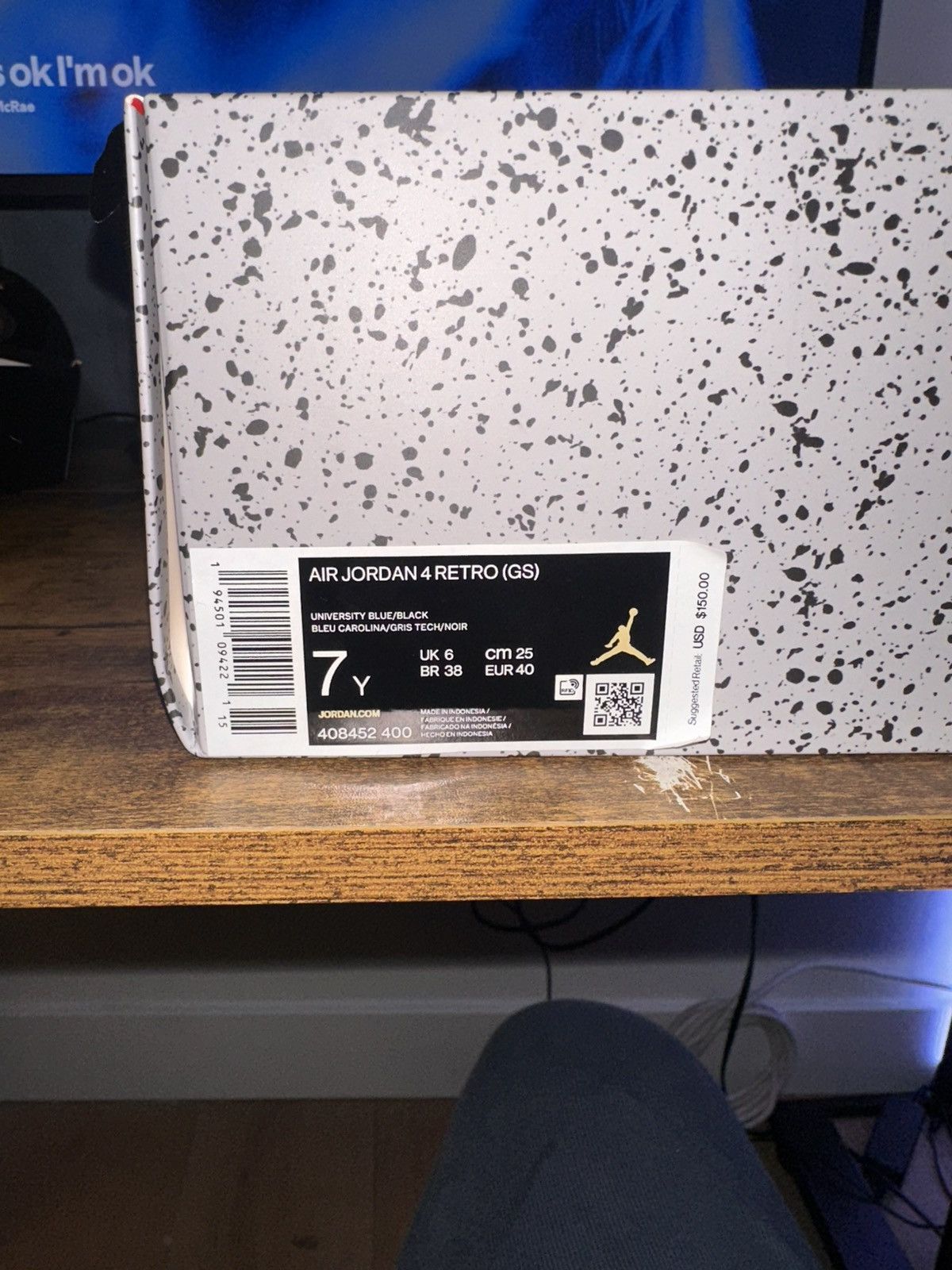 Jordan Brand Air Jordan 4 Retro (GS) Size US 7 / EU 40 - 7 Thumbnail
