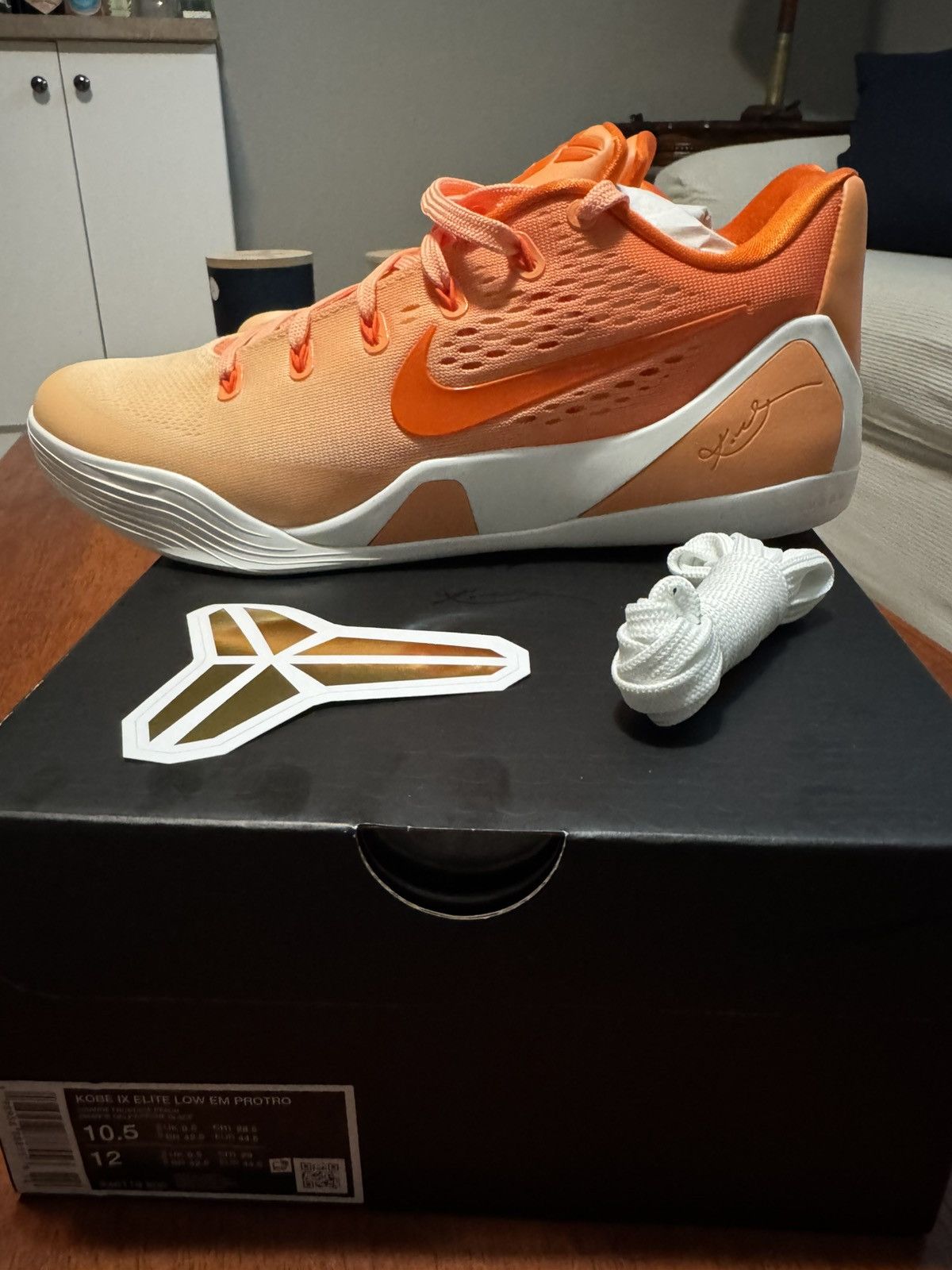 Nike Kobe 9 Elite Low EM Protro - WNBA Size US 10.5 / EU 43-44 - 2 Thumbnail