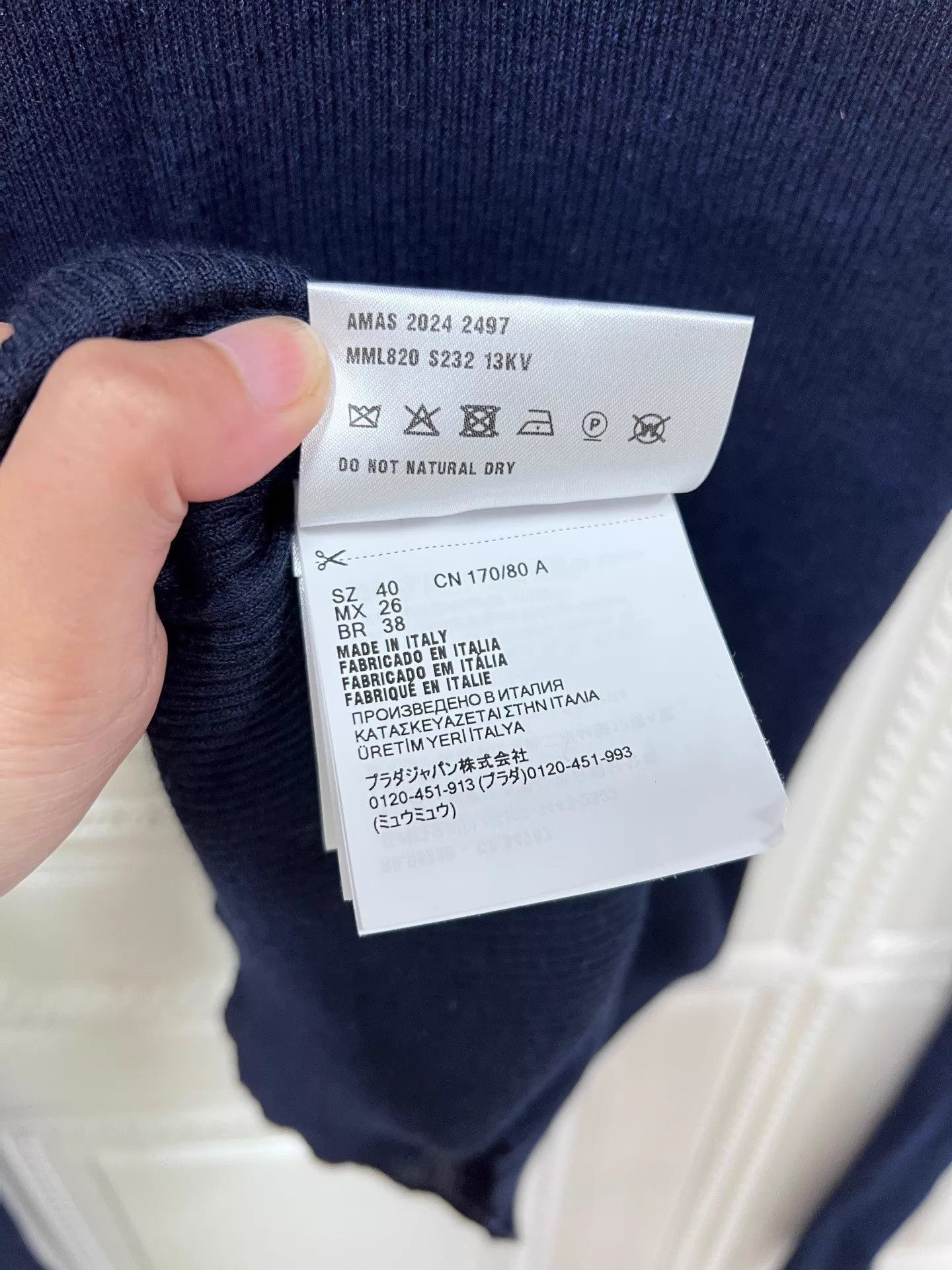 Miu Miu MIU MIU logo lettering cashmere Polo long-sleeve knit 40 Size S / US 4 / IT 40 - 5 Thumbnail