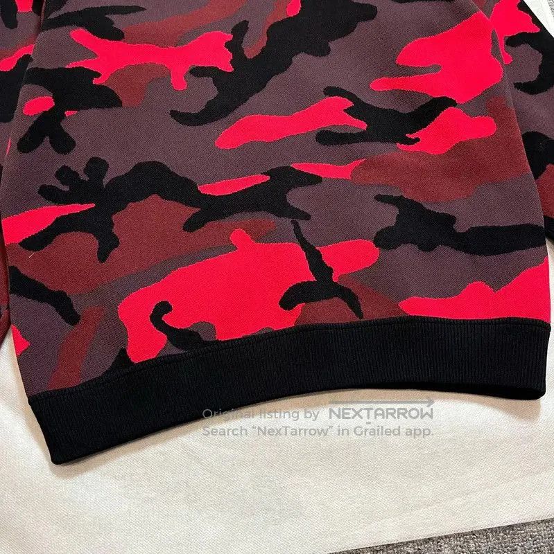 Valentino Valentino Red Camo Sweatshirt for Women . Size M / US 6-8 / IT 42-44 - 5 Thumbnail