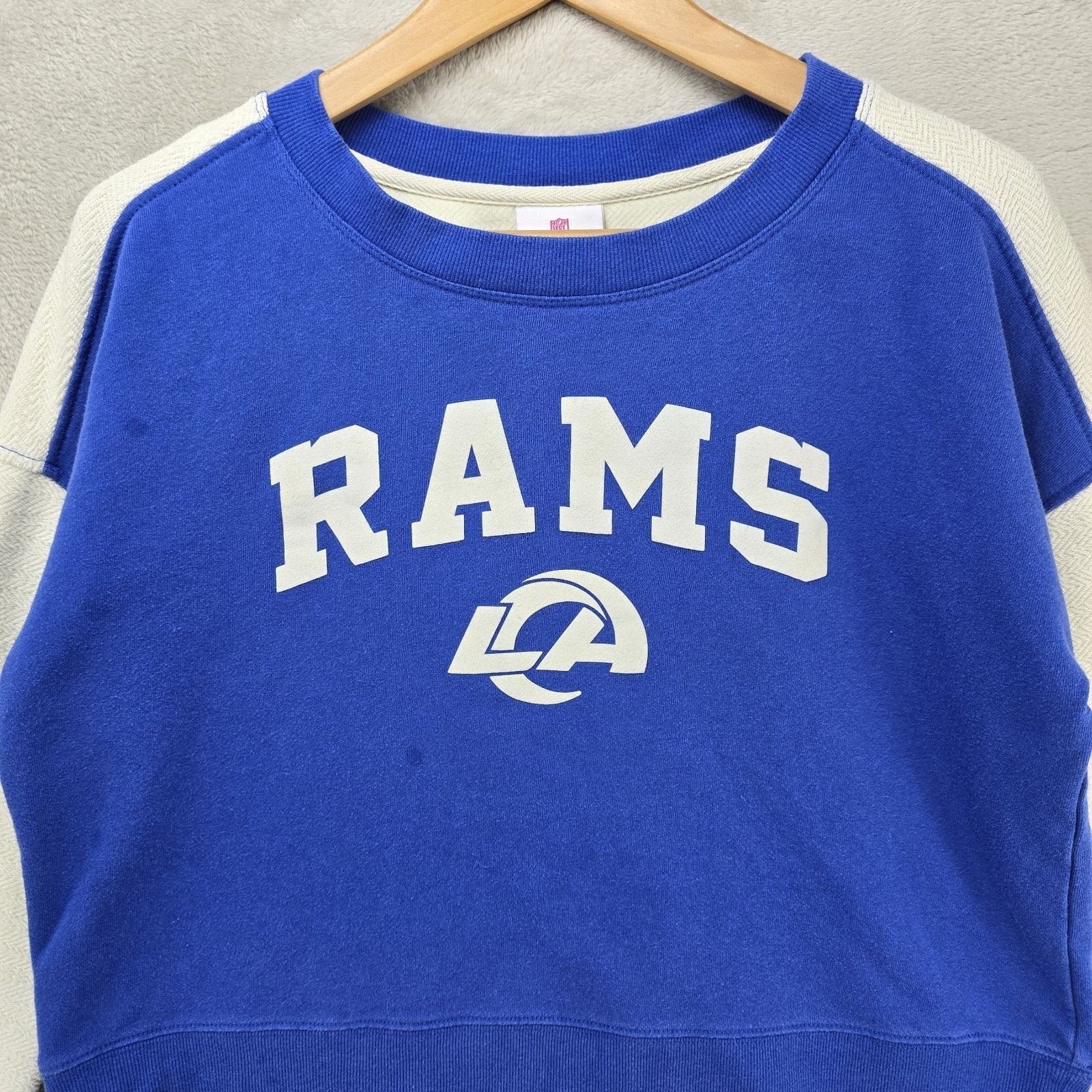 NFL Los Angeles Rams Sweater Teens Apparel Girls Large *FLAWS* Size L / US 10 / IT 46 - 3 Thumbnail