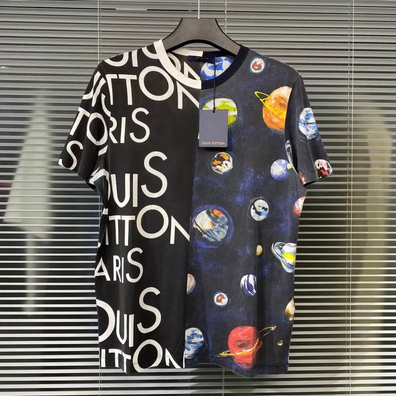 Louis Vuitton Galaxy Print Short Sleeve T-Shirt- DMC