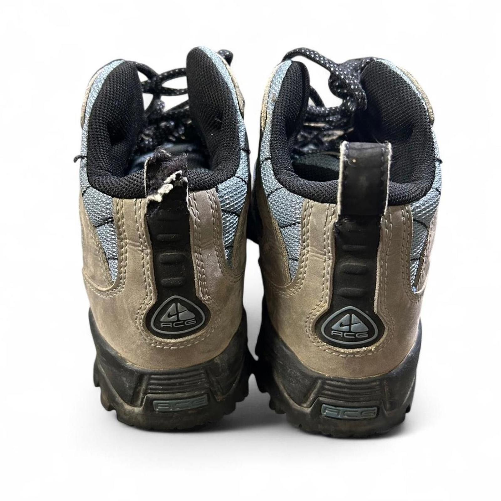 Nike ACG Vtg 2003 Nike ACG Traverse Boots Gray Size 7 Size US 7 / EU 40 - 5 Thumbnail