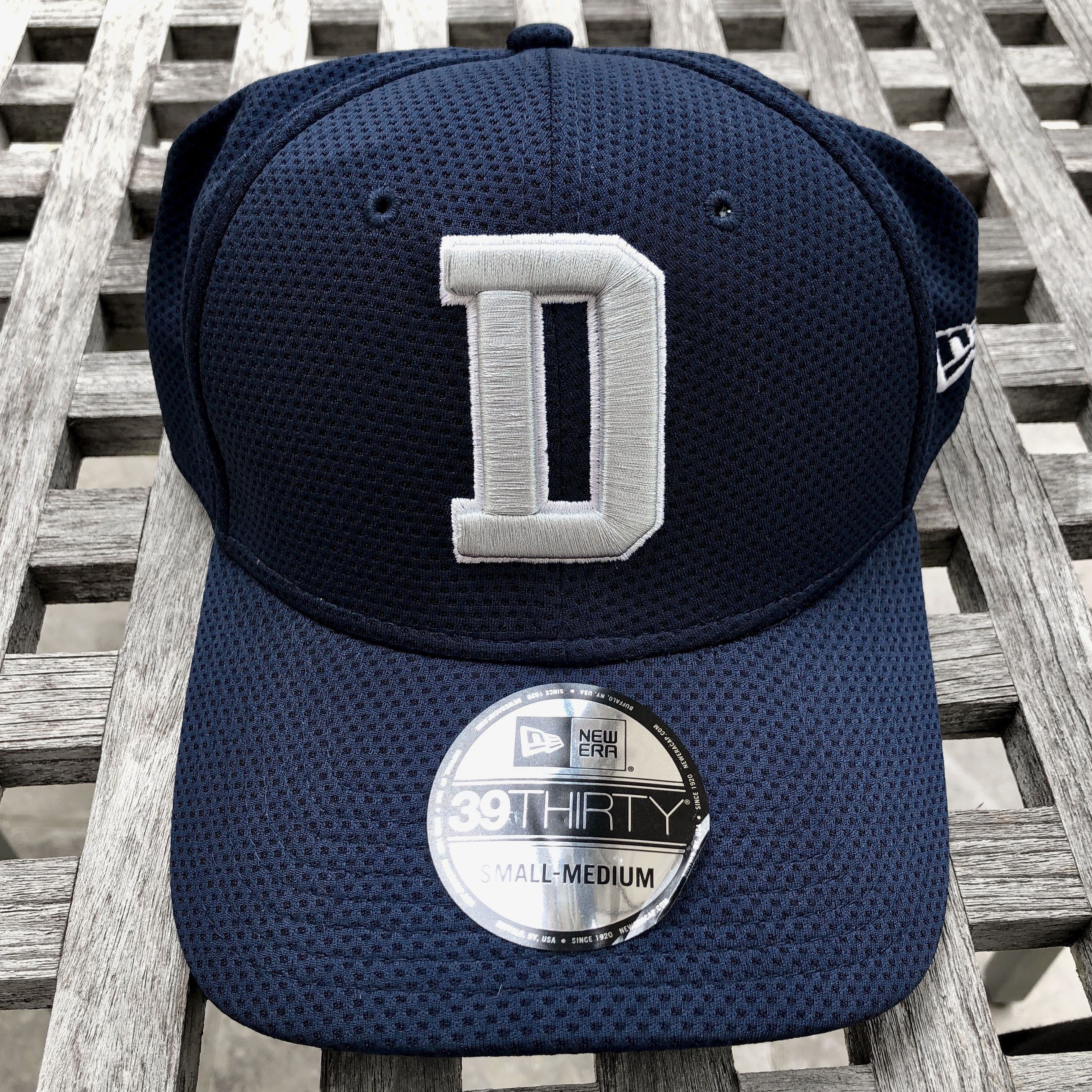 New Era Dallas Cowboys D Logo 39THIRTY Stretch Fit Hat S / M Size ONE SIZE - 1 Thumbnail