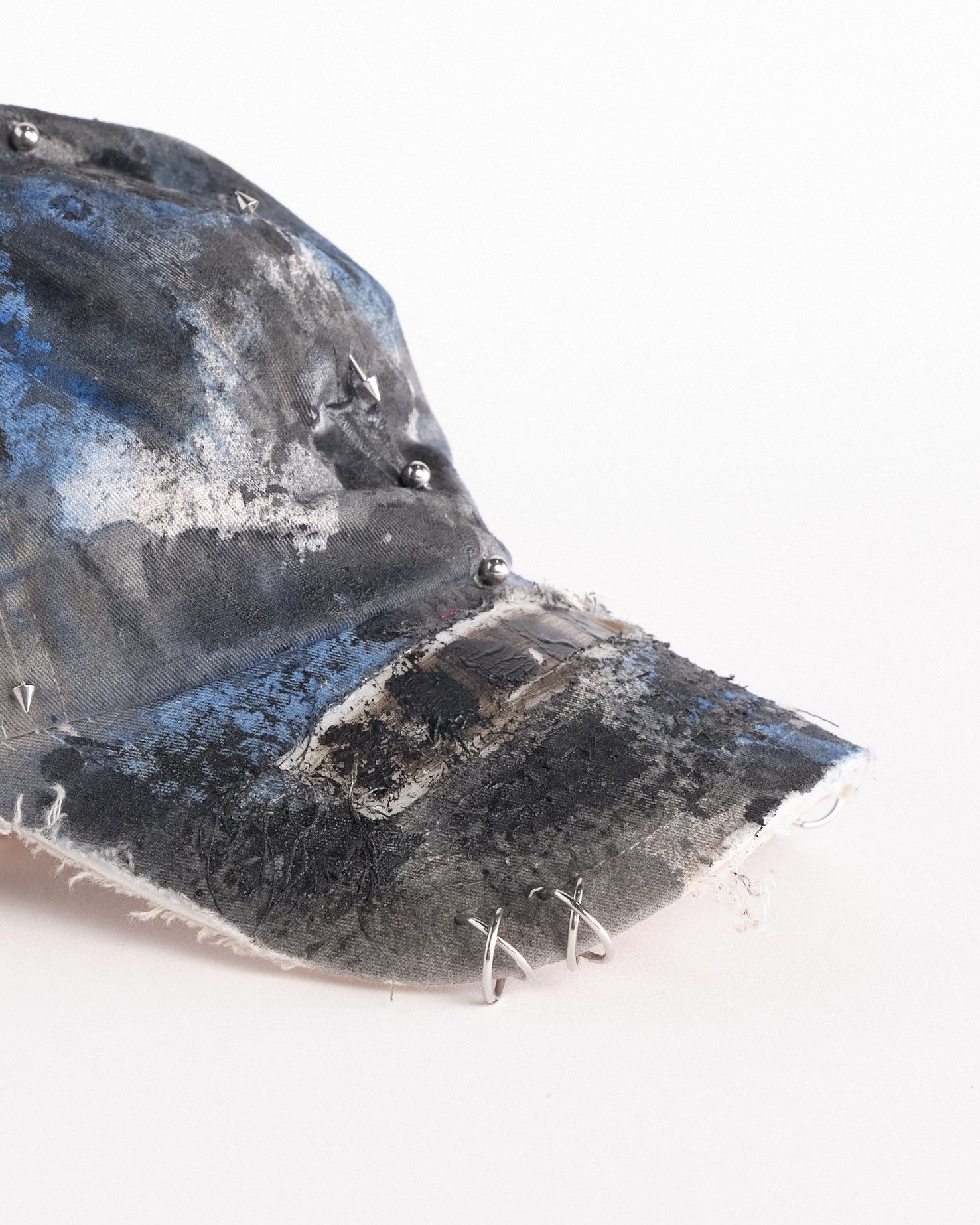 Vuori ASTROBOI* x Vuori 'Black & Blue' Distressed Pierced Hat Size ONE SIZE - 7 Thumbnail