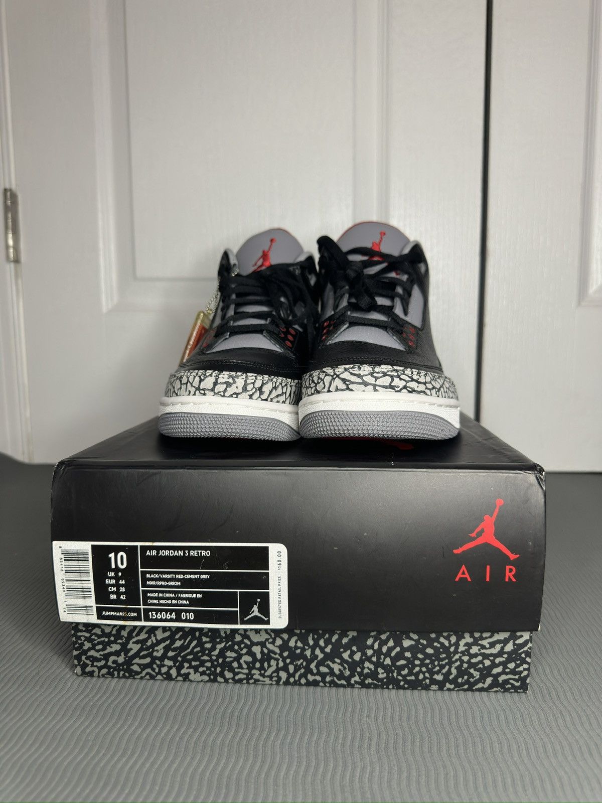 Jordan Brand 2011 Air Jordan 3 black cement Size US 10 / EU 43 - 4 Thumbnail
