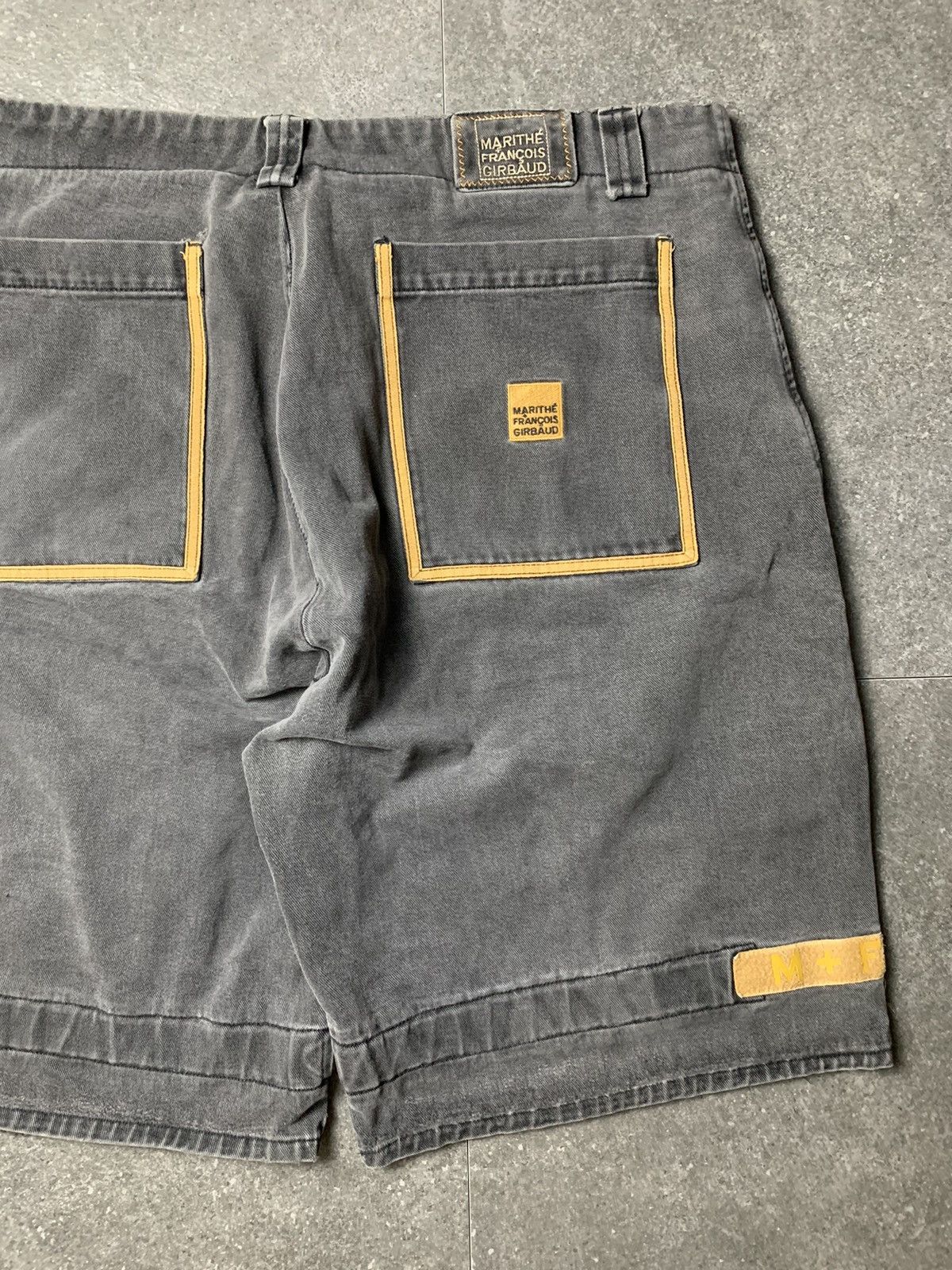 Marithe + Francois Girbaud 2000s Marithe Francois Girbaud Shuttle Tape Jorts Size US 43 - 12 Thumbnail